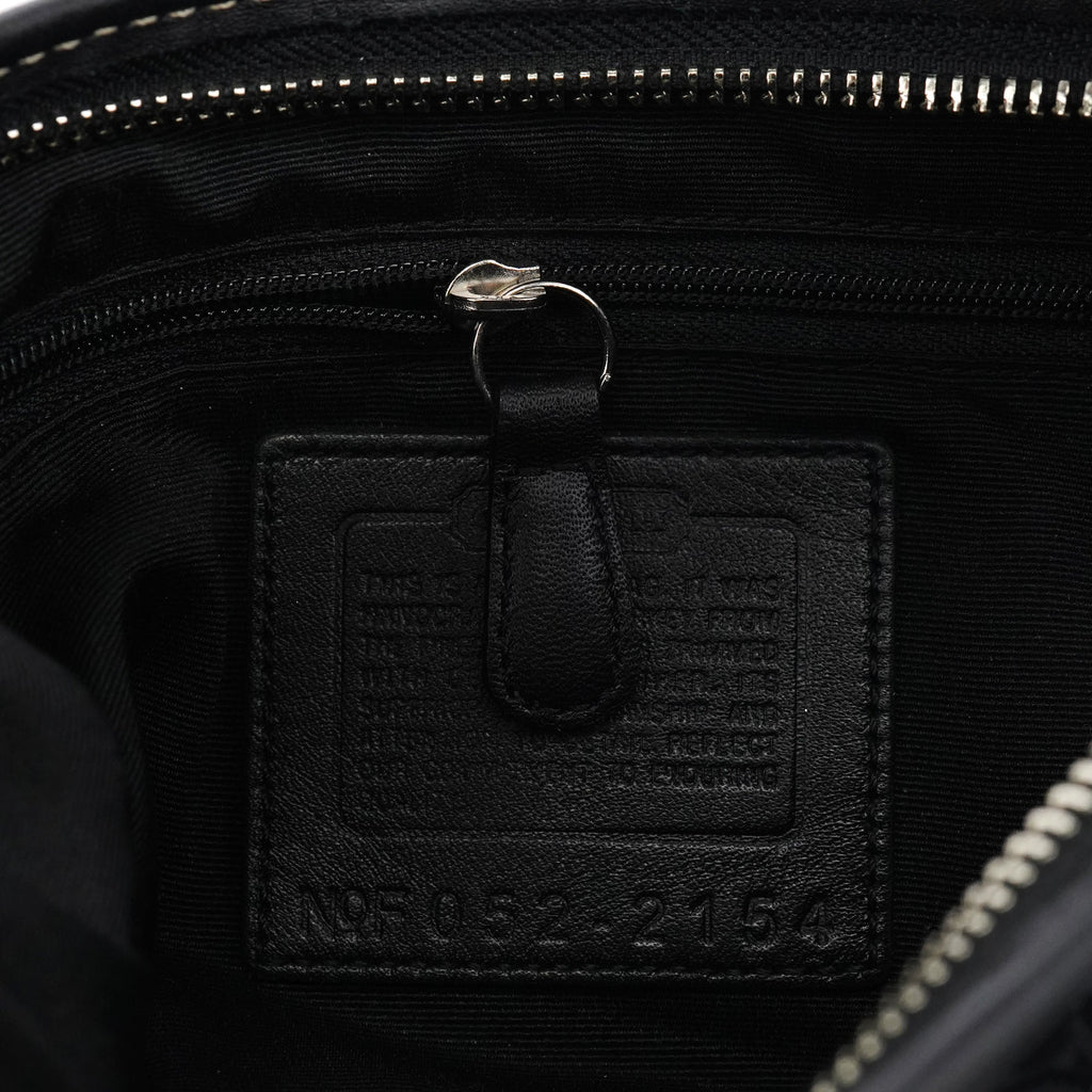 2154 Black Signature C Shoulder Bag