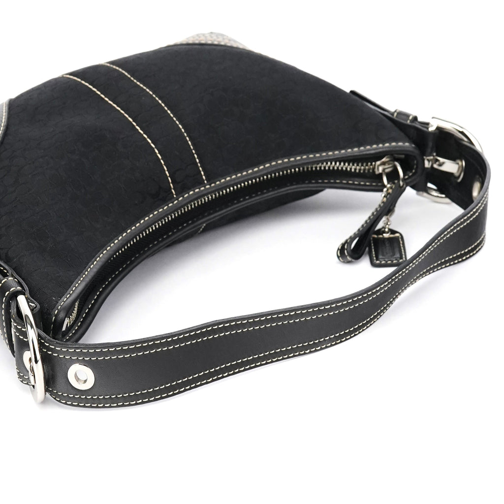 2154 Black Signature C Shoulder Bag