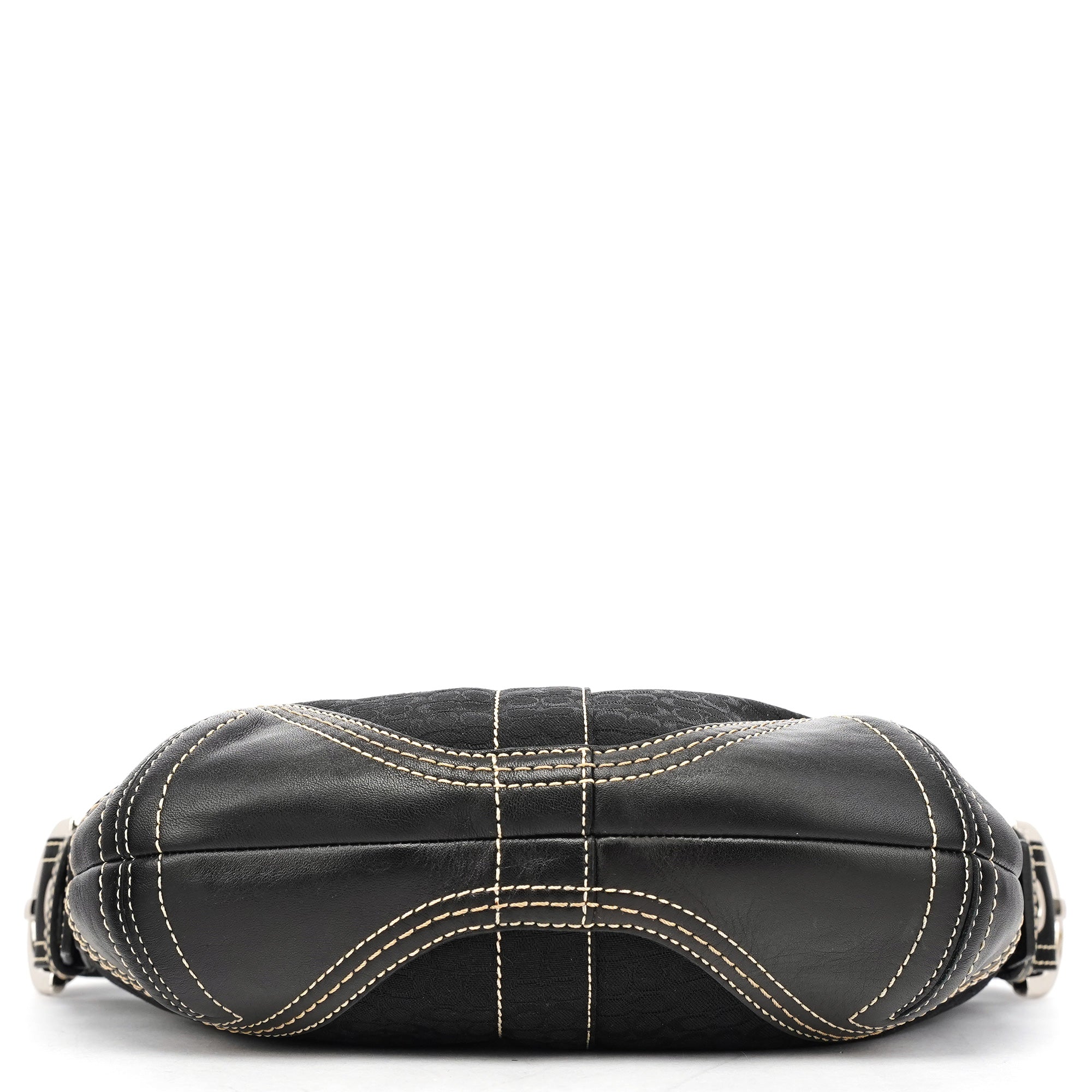 2154 Black Signature C Shoulder Bag