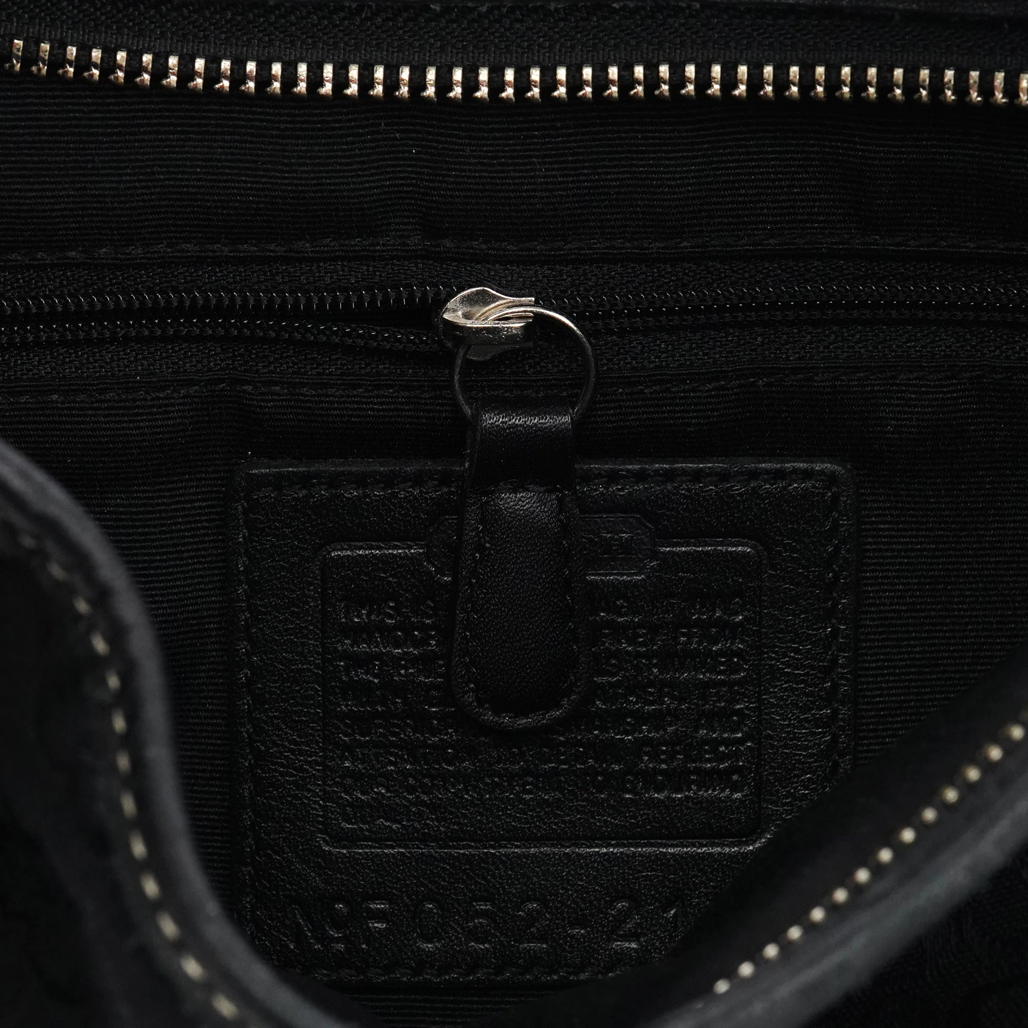 2154 Black Signature Soho Shoulder Bag