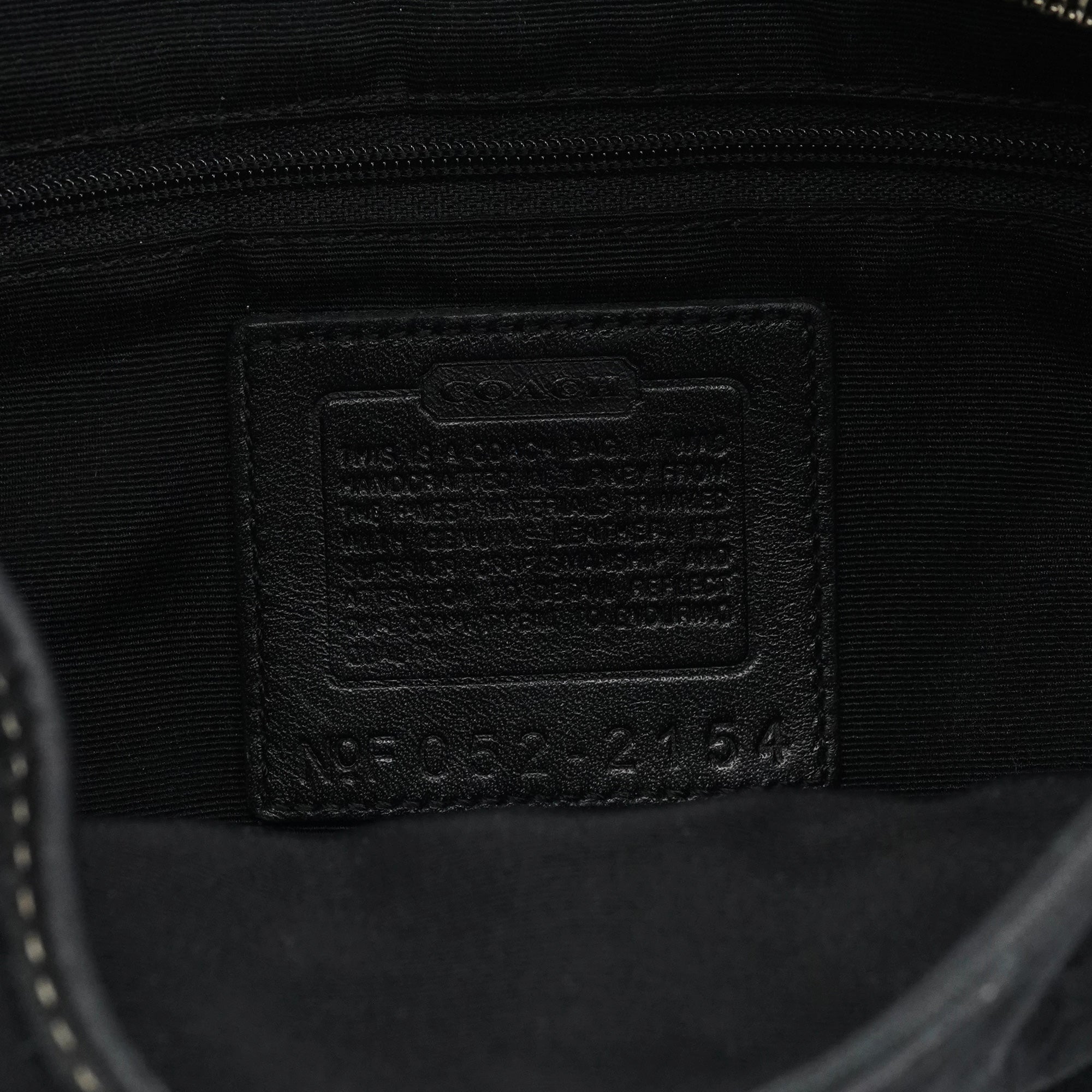2154 Black Signature Soho Shoulder Bag