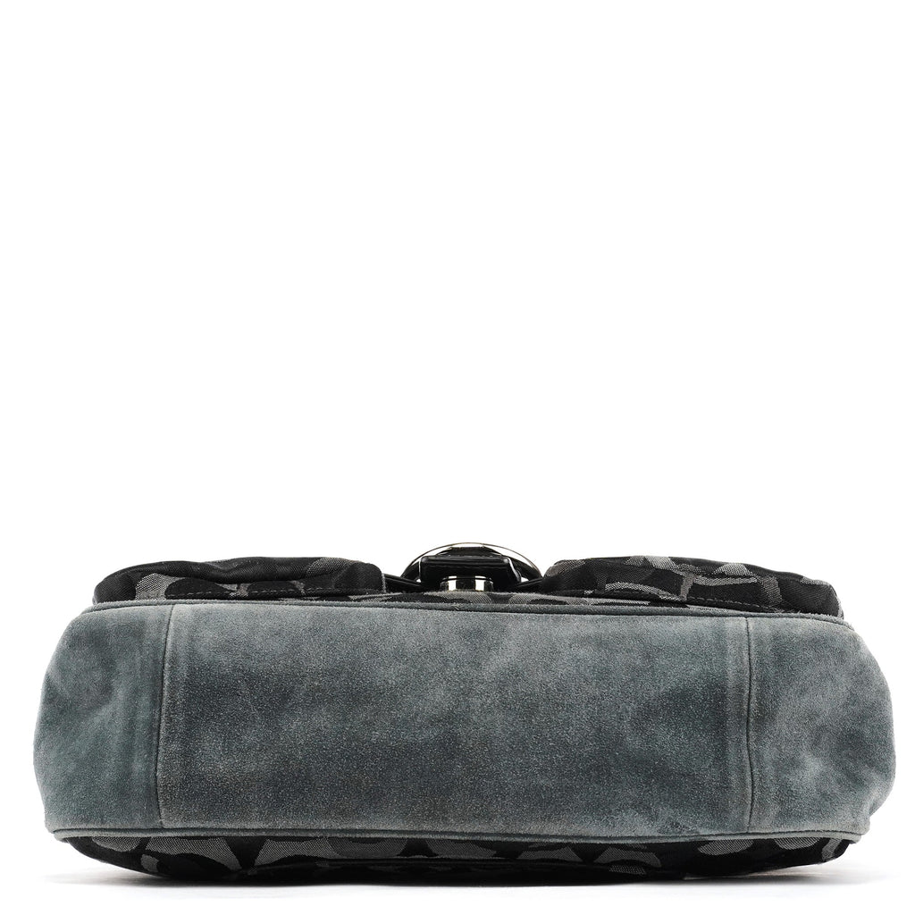 2175 Black Grey Signature Soho Shoulder Bag