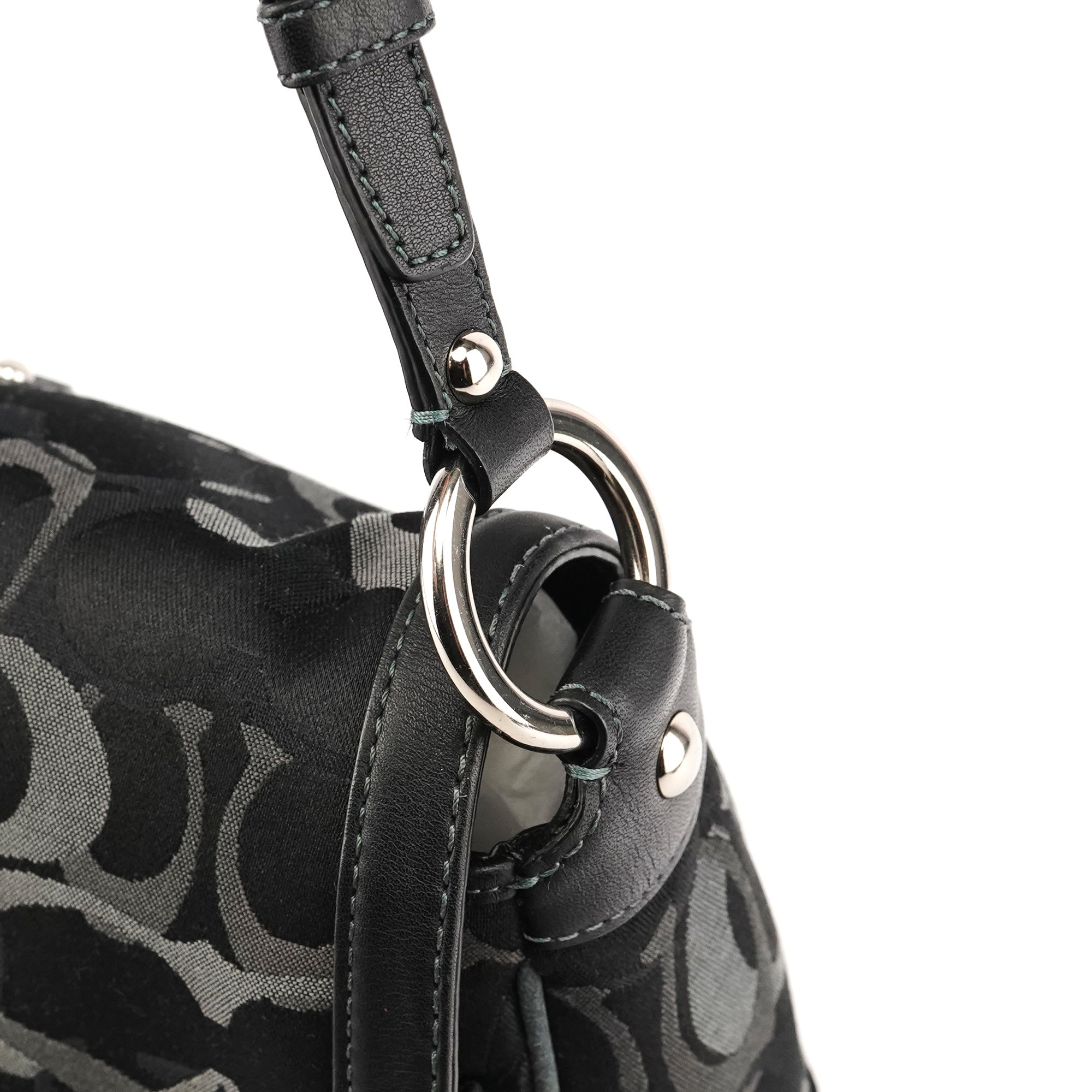 2175 Black Grey Signature Soho Shoulder Bag