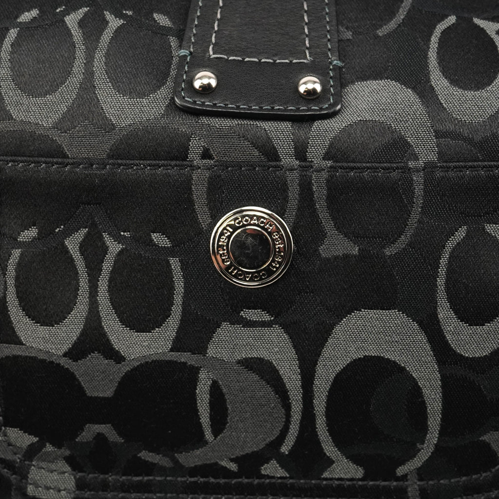 2175 Black Grey Signature Soho Shoulder Bag