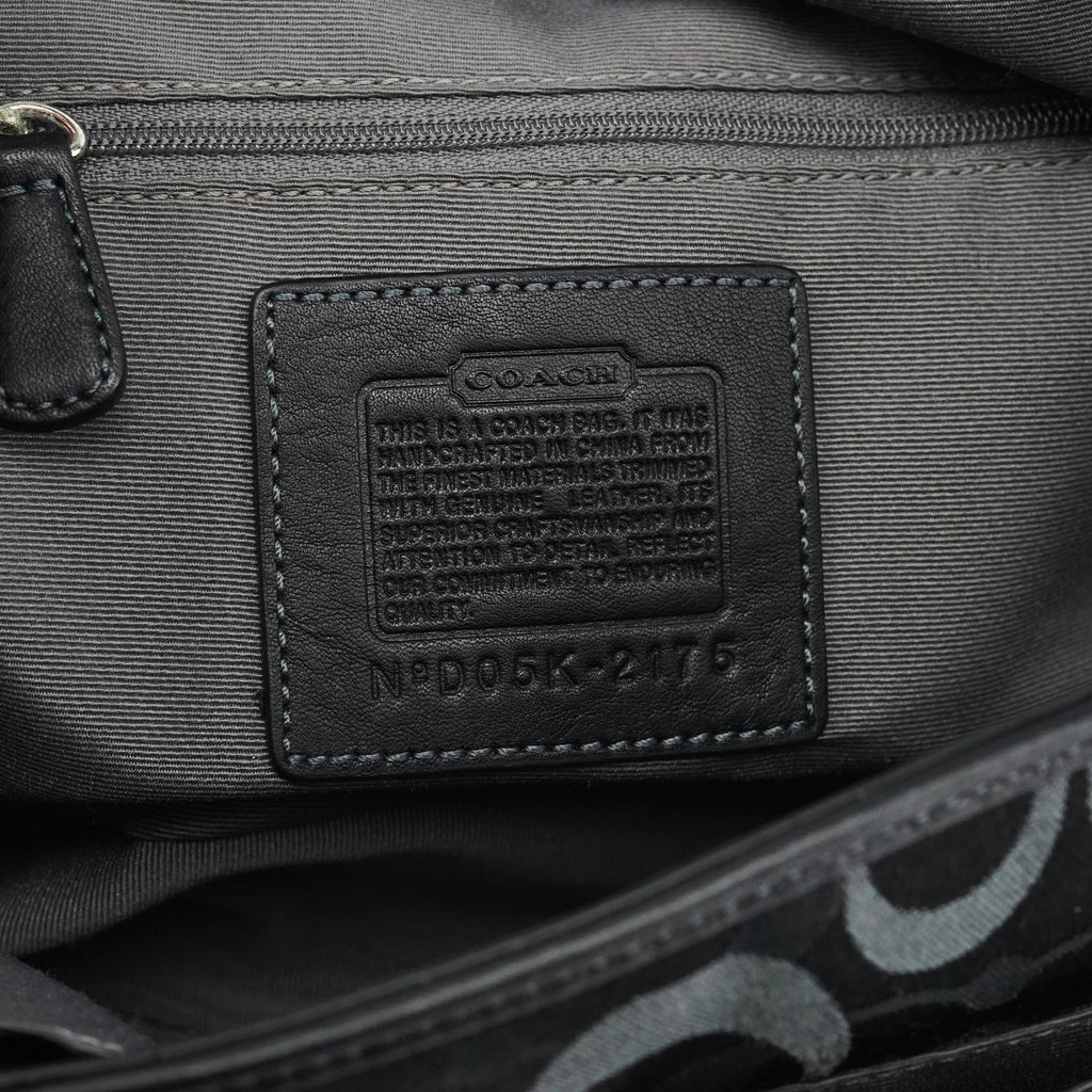 2175 Black Grey Signature Soho Shoulder Bag