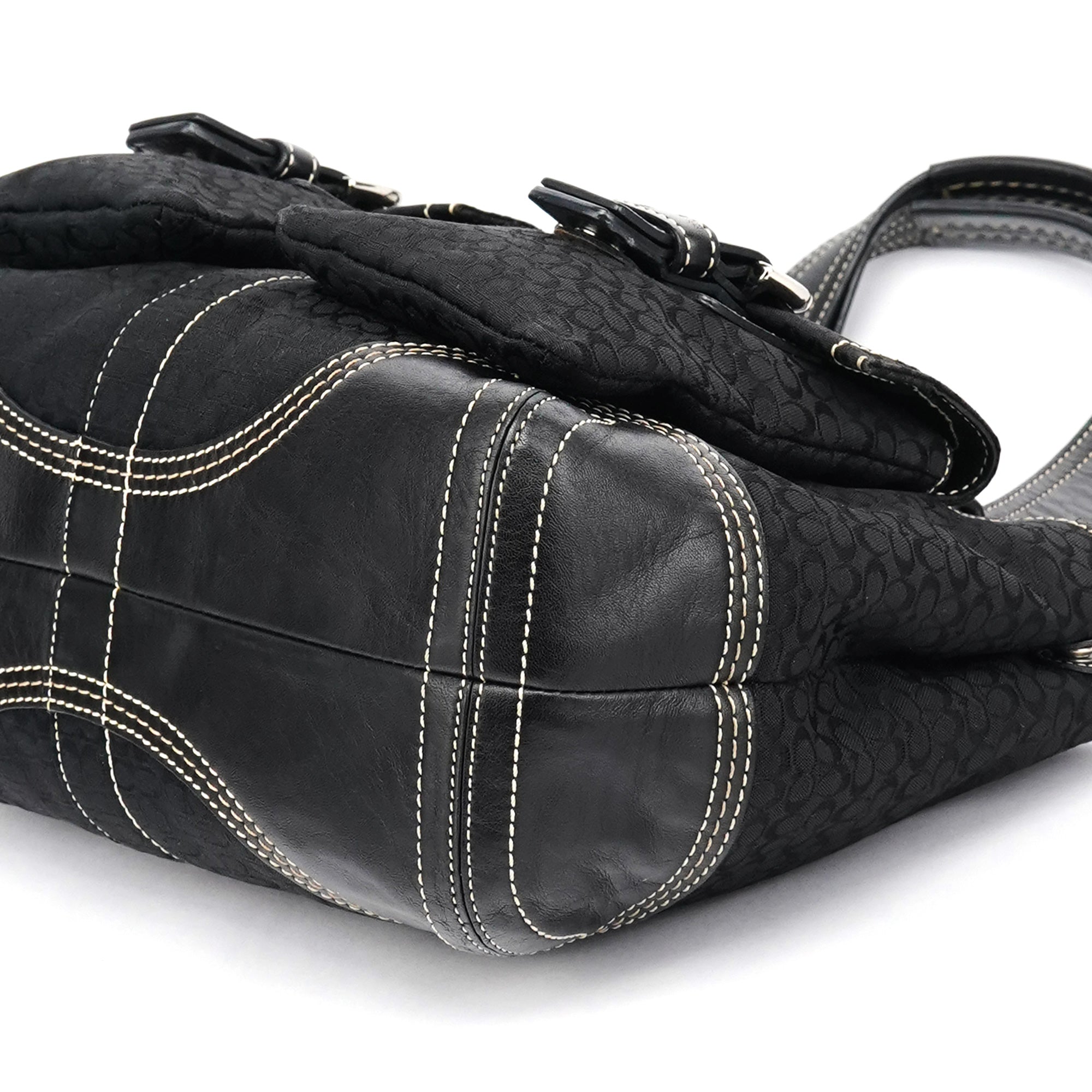 3646 Black Signature Soho Tote Bag