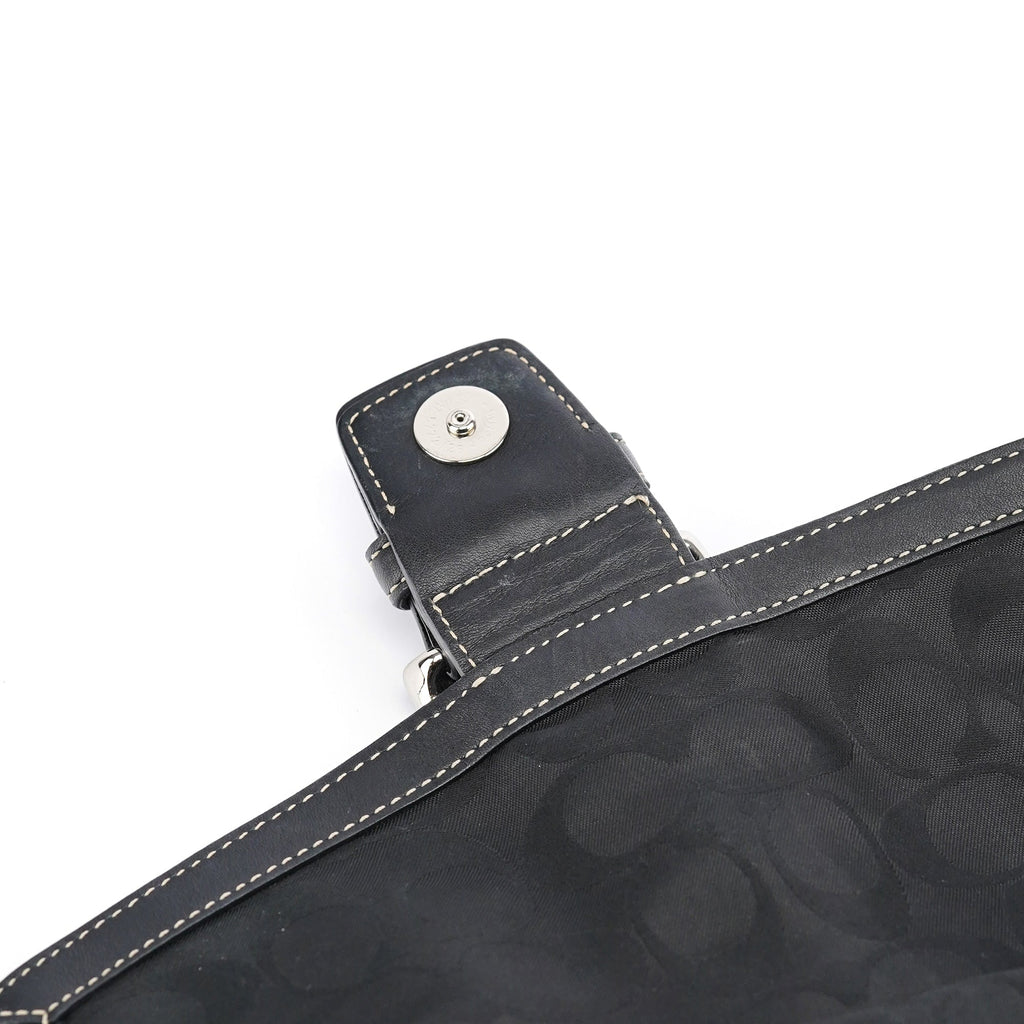 3653 Black Leather Soho Shoulder Bag