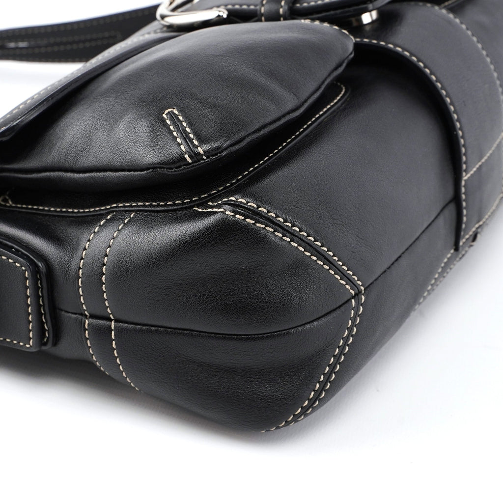 3653 Black Leather Soho Shoulder Bag