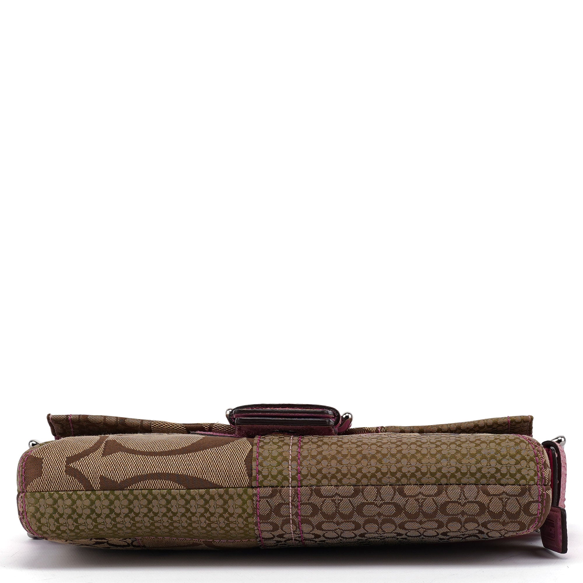 3689 Beige Pink Signature C Soho Shoulder Bag