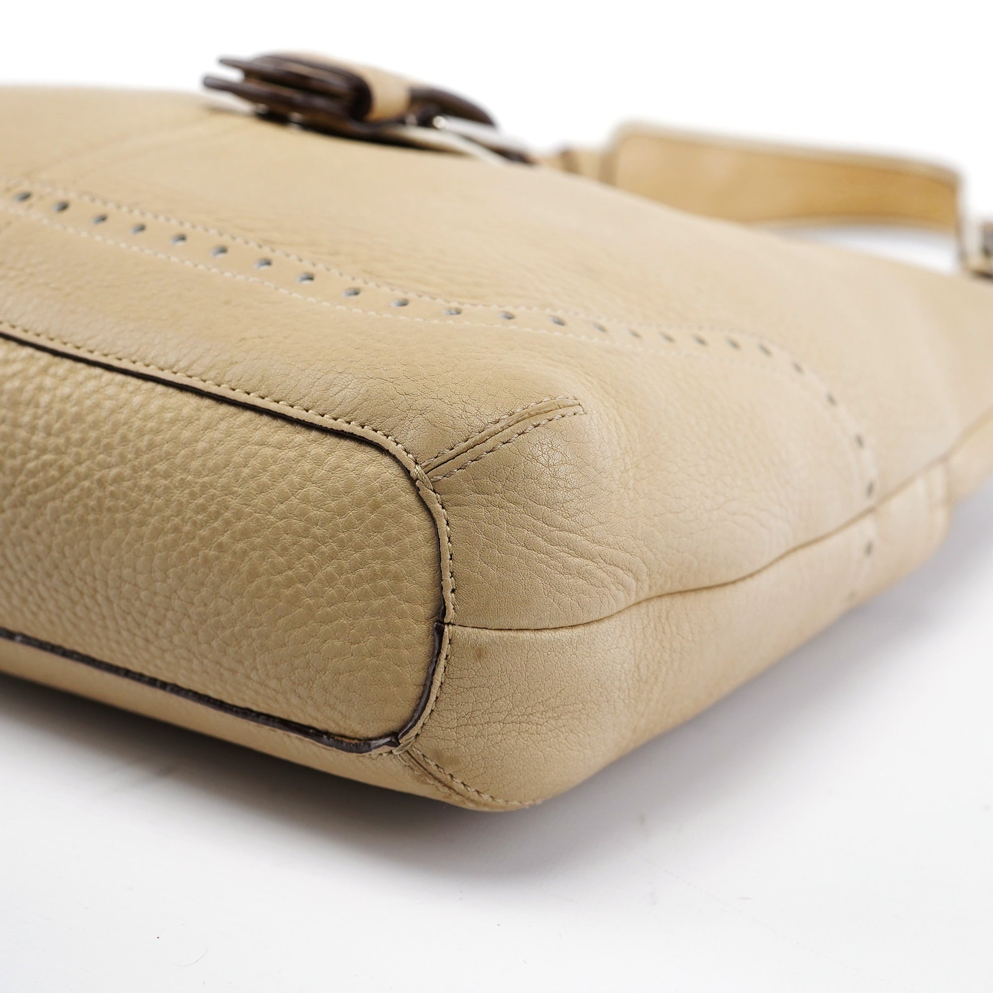 5054 Beige Leather Soho Shoulder Bag
