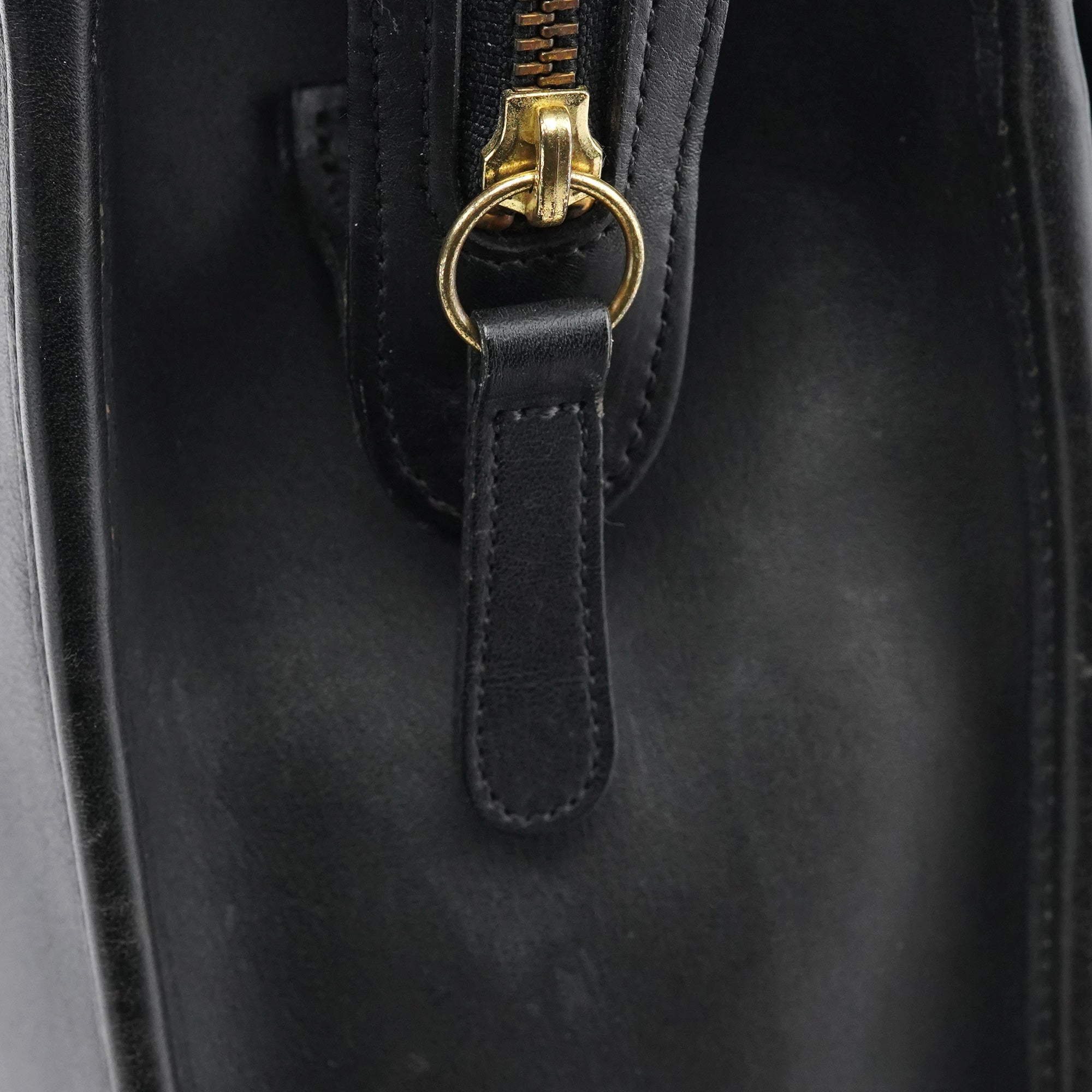 5213 Black Leather Metropolitan 2-Way Briefcase Bag