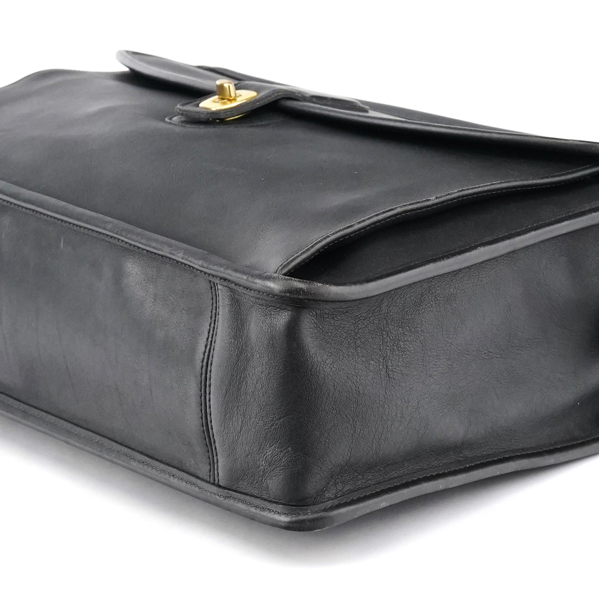 5213 Black Leather Metropolitan 2-Way Briefcase Bag