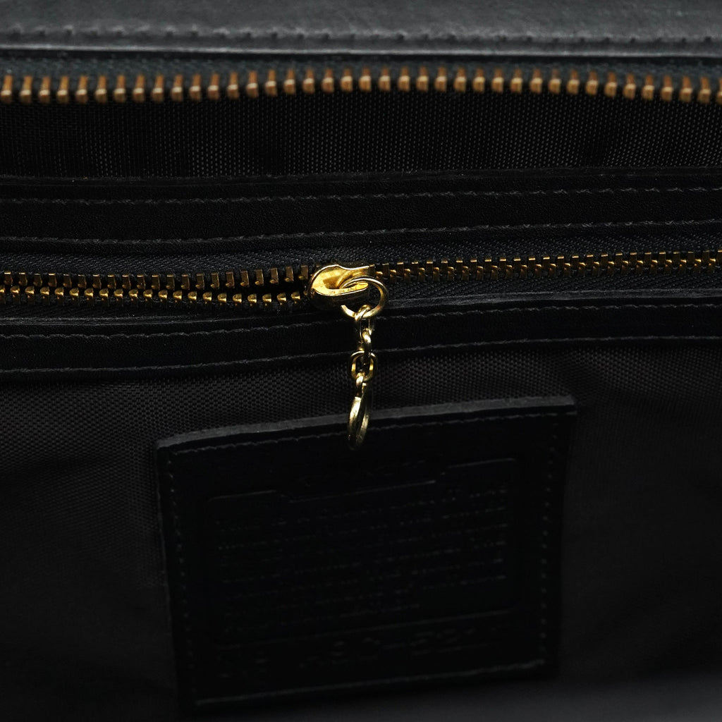 5213 Black Leather Metropolitan 2-Way Briefcase Bag