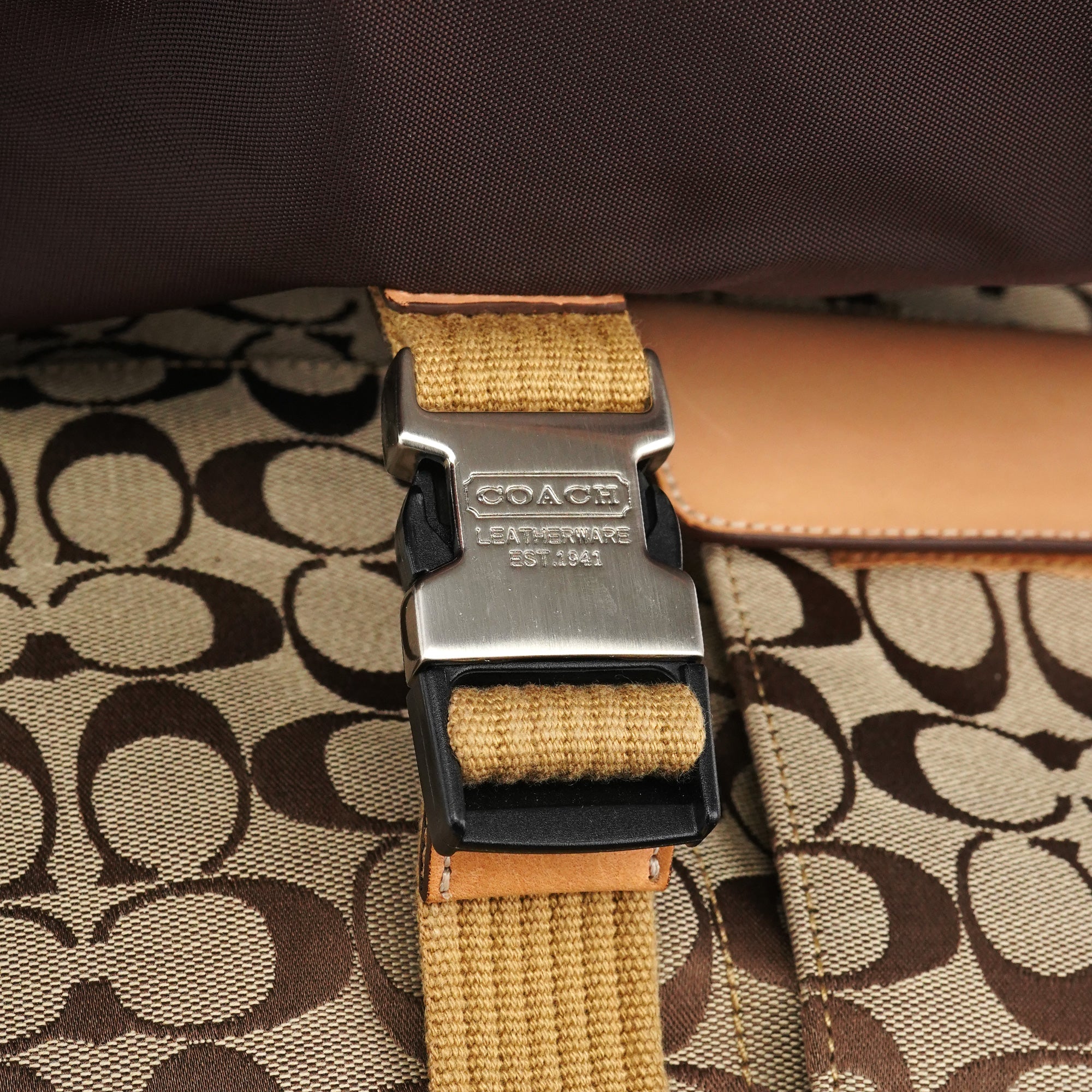 5229 Beige Tan Signature Crossbody Bag