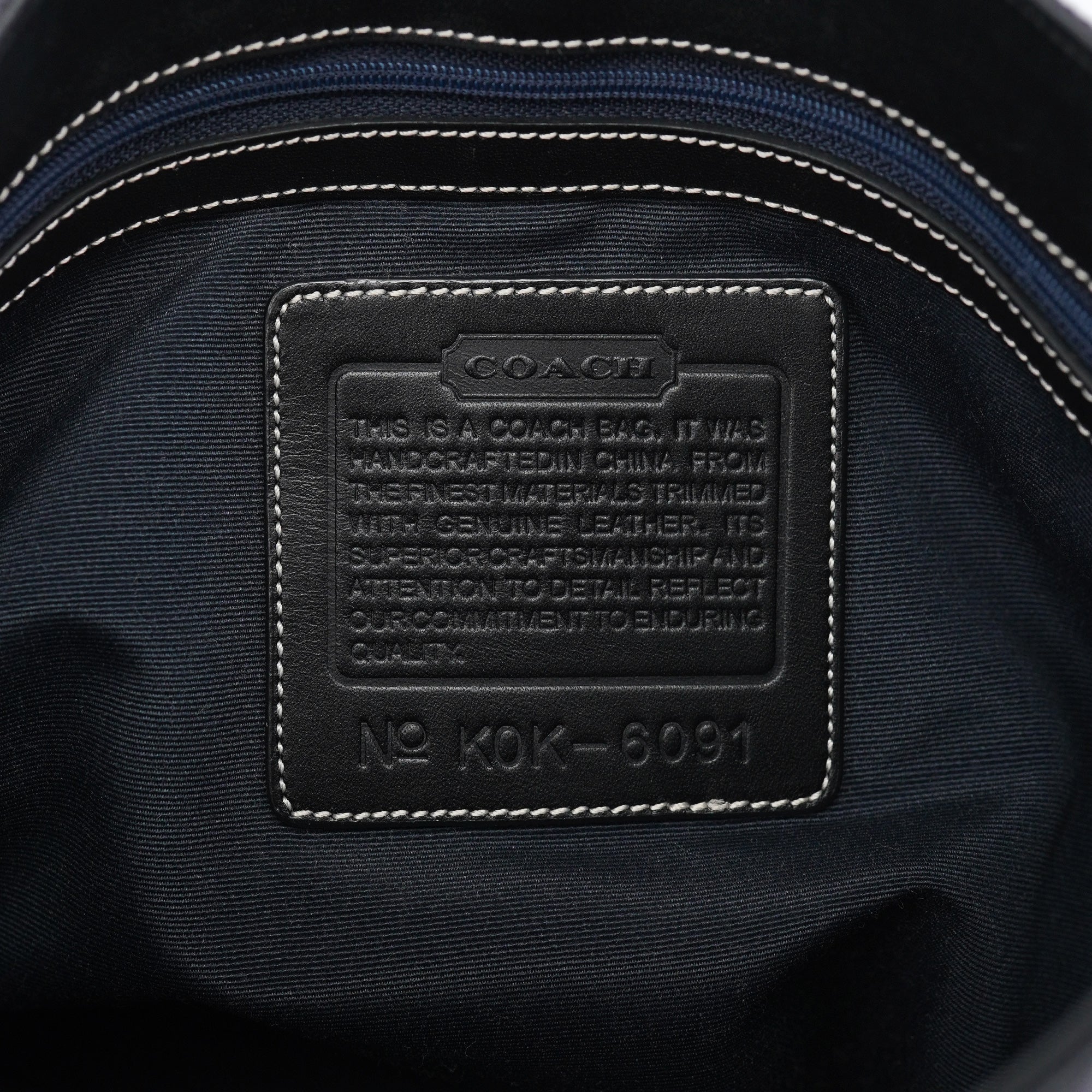 6091 Black Soho Shoulder Bag