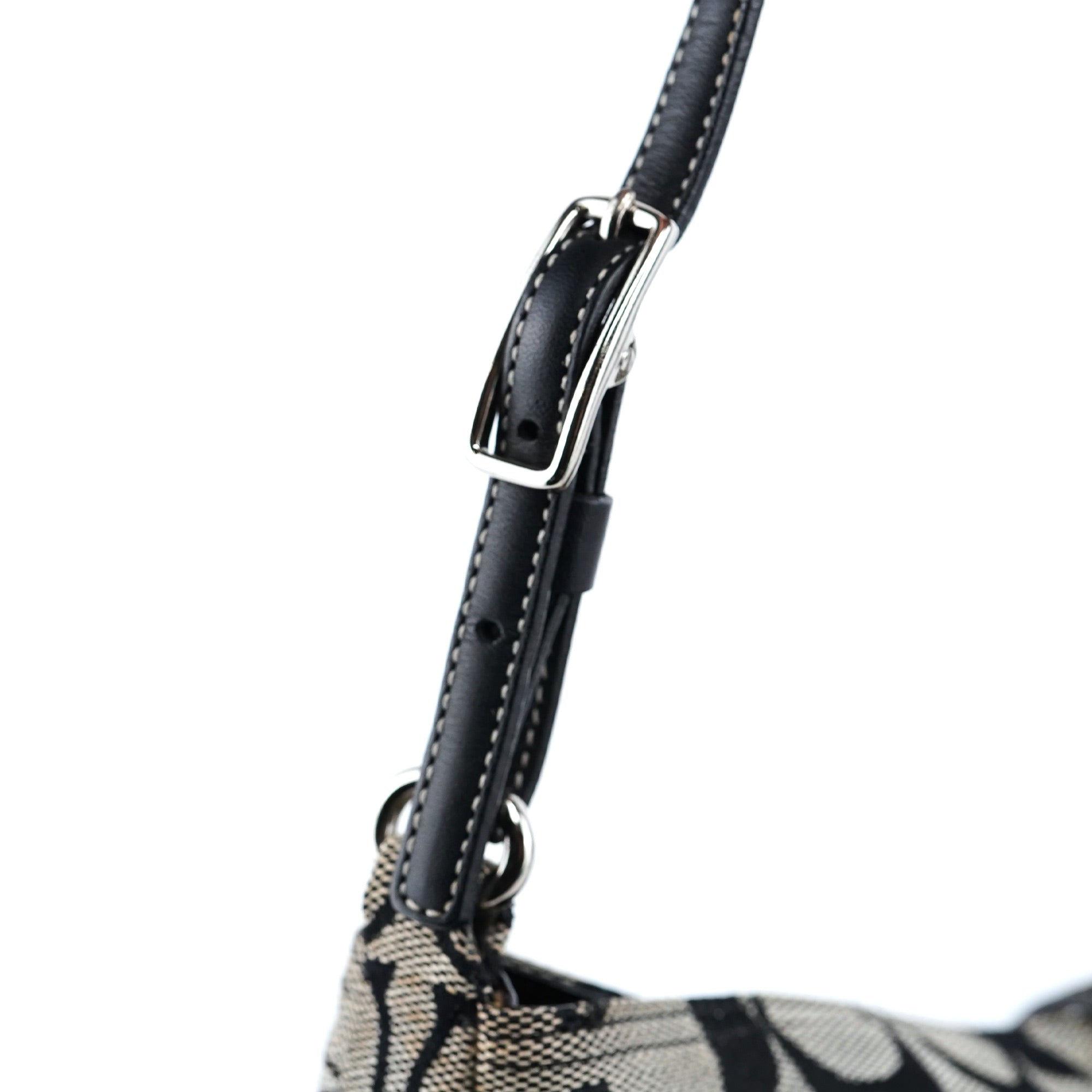 6091 Grey Signature C Hobo Shoulder Bag