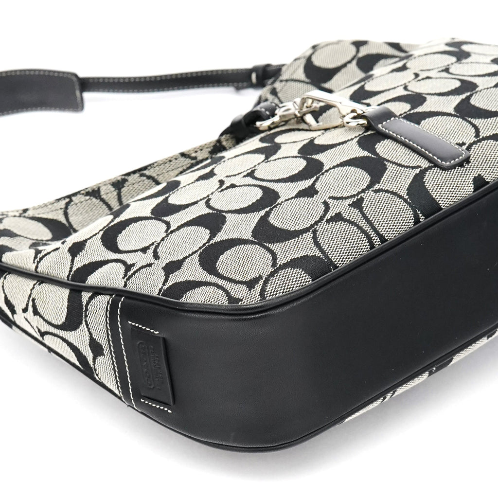 6091 Grey Signature C Shoulder Bag