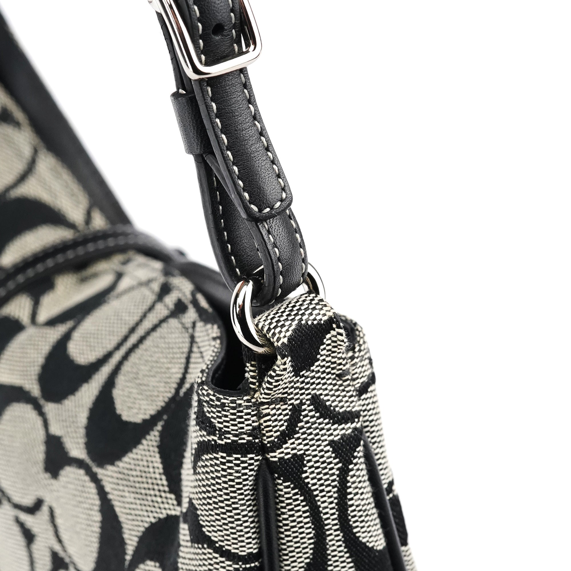 6091 Grey Signature C Shoulder Bag