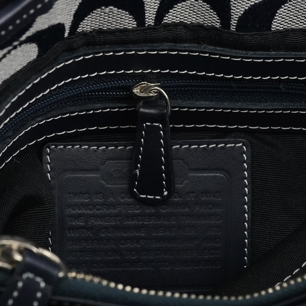 6092 Grey Navy Signature Tote Bag
