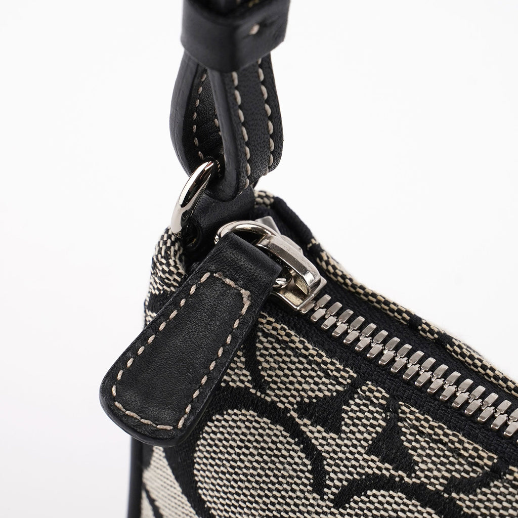 6094 Grey Signature C Demi Shoulder Bag