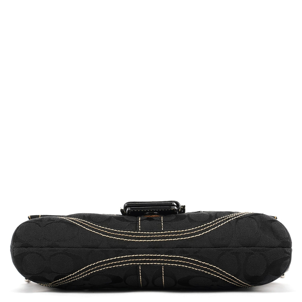 6280 Black Signature Soho Shoulder Bag