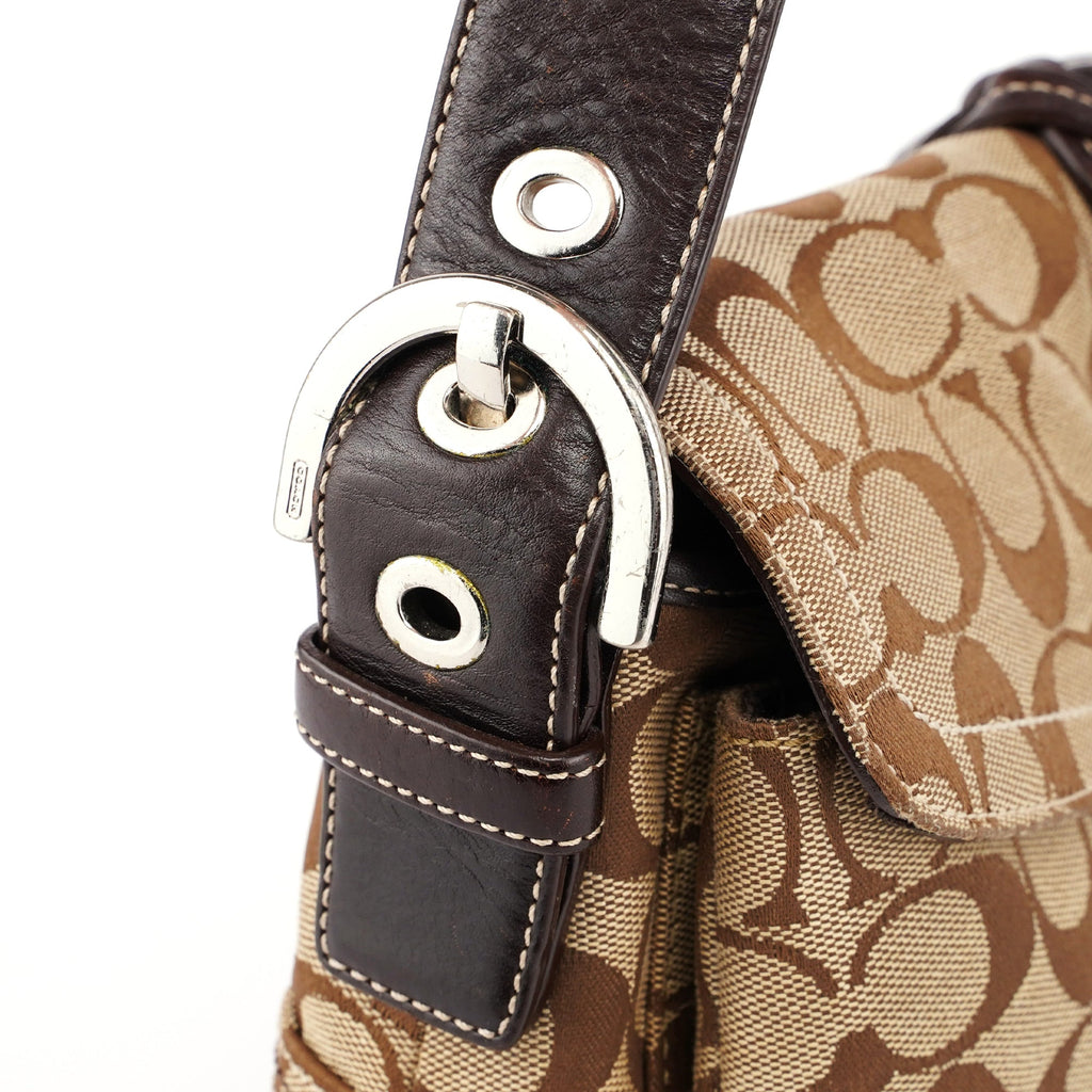 6314 Beige Signature C Soho Shoulder Bag