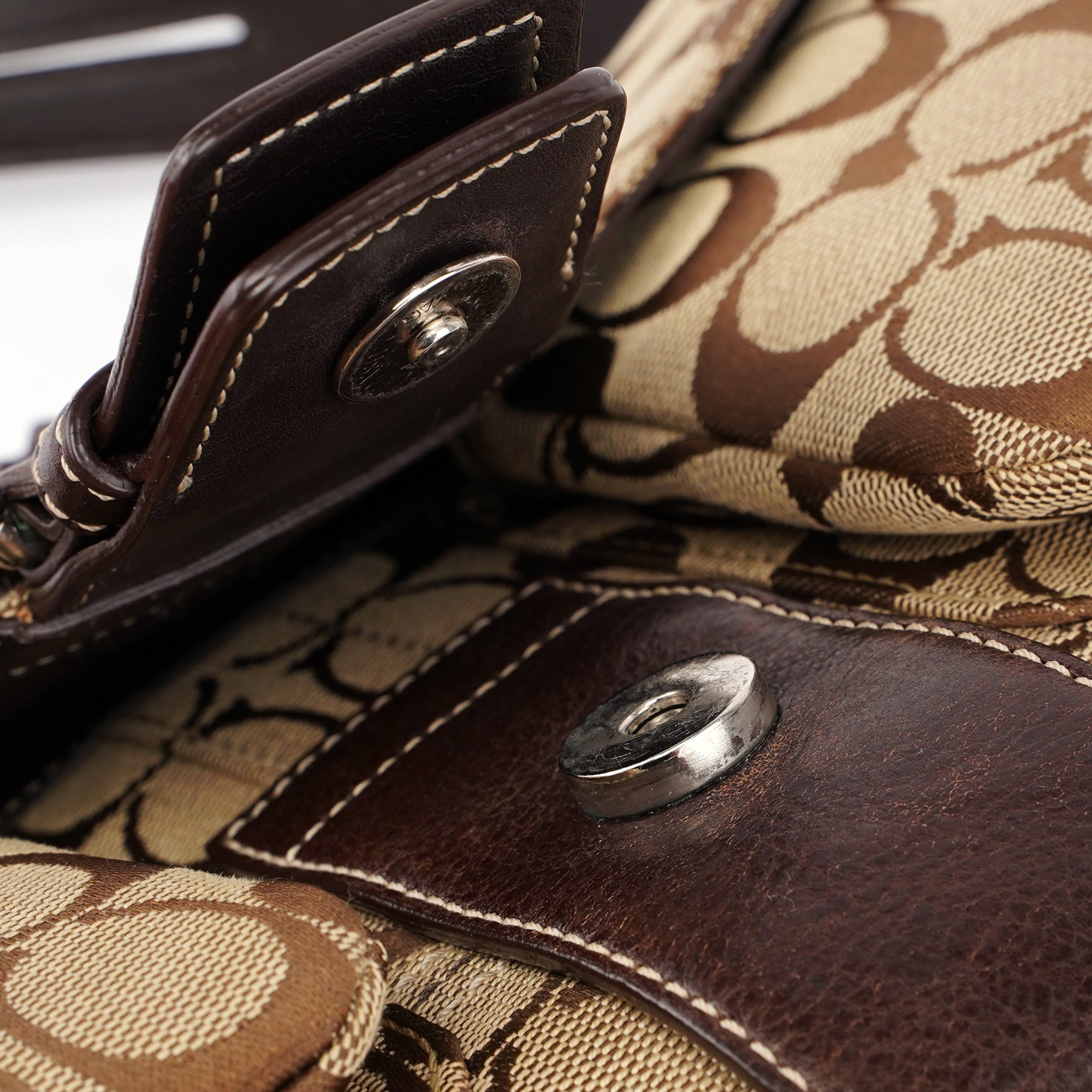 6314 Beige Signature C Soho Shoulder Bag