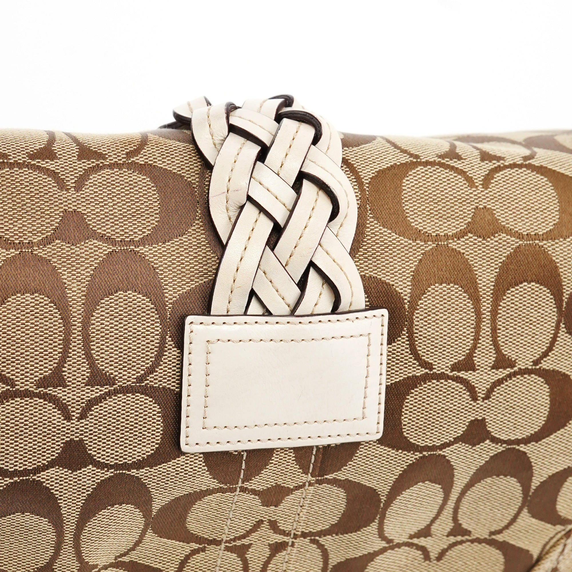 6314 Beige White Signature Soho Shoulder Bag