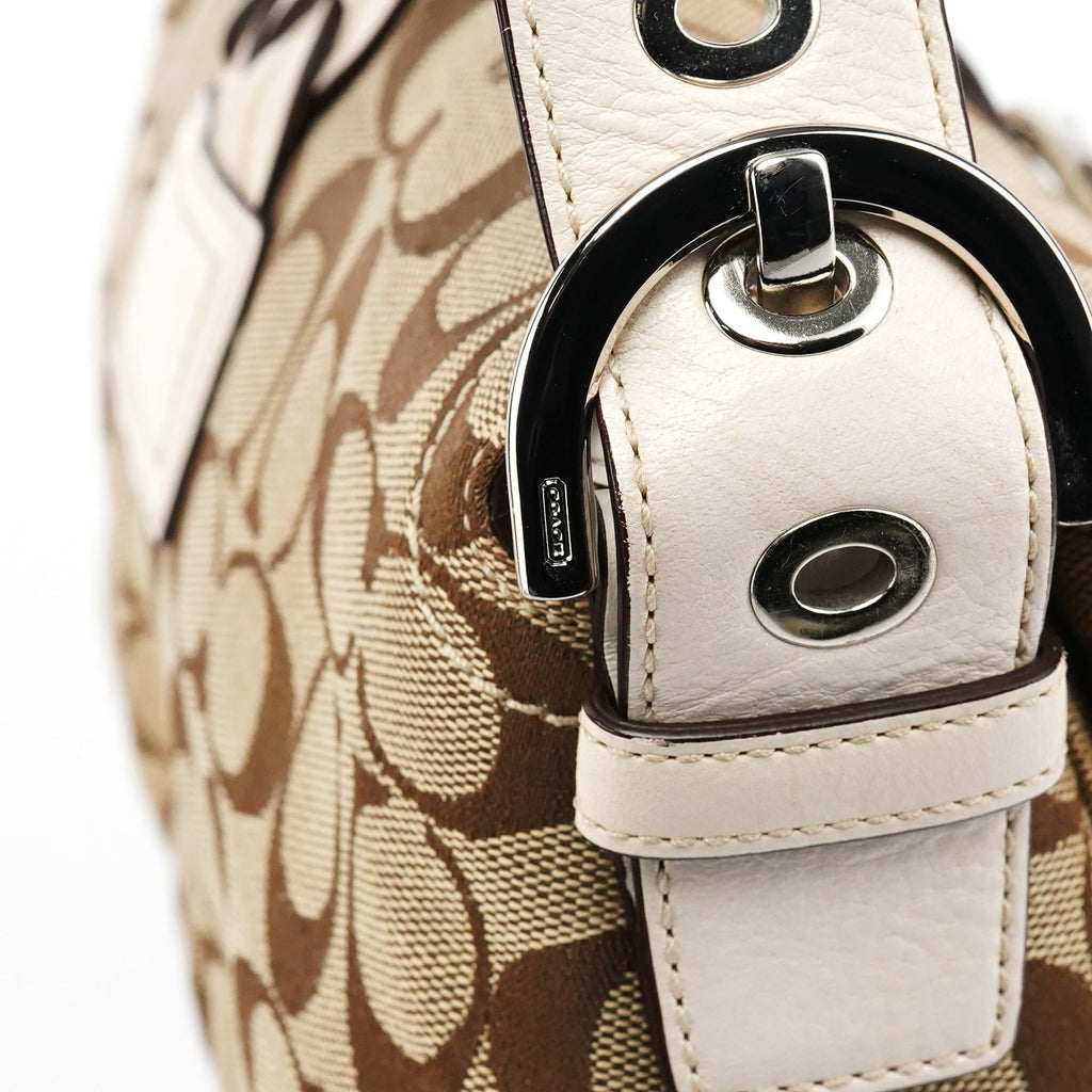 6314 Beige White Signature Soho Shoulder Bag
