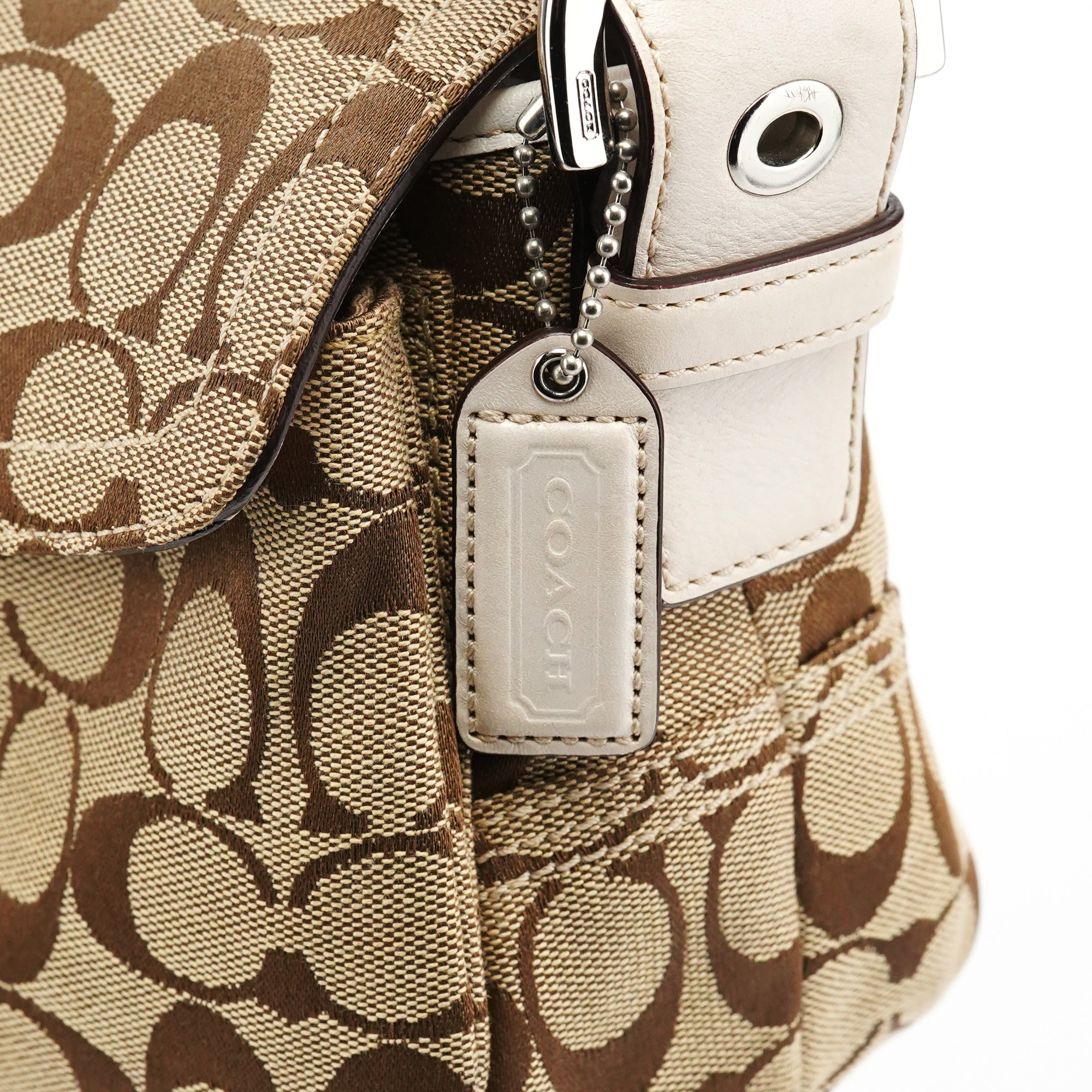 6314 Beige White Signature Soho Shoulder Bag