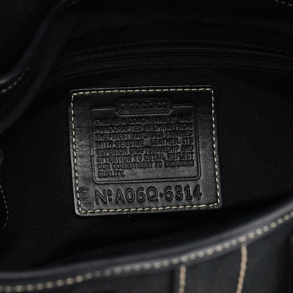 6314 Black Signature Soho Shoulder Bag
