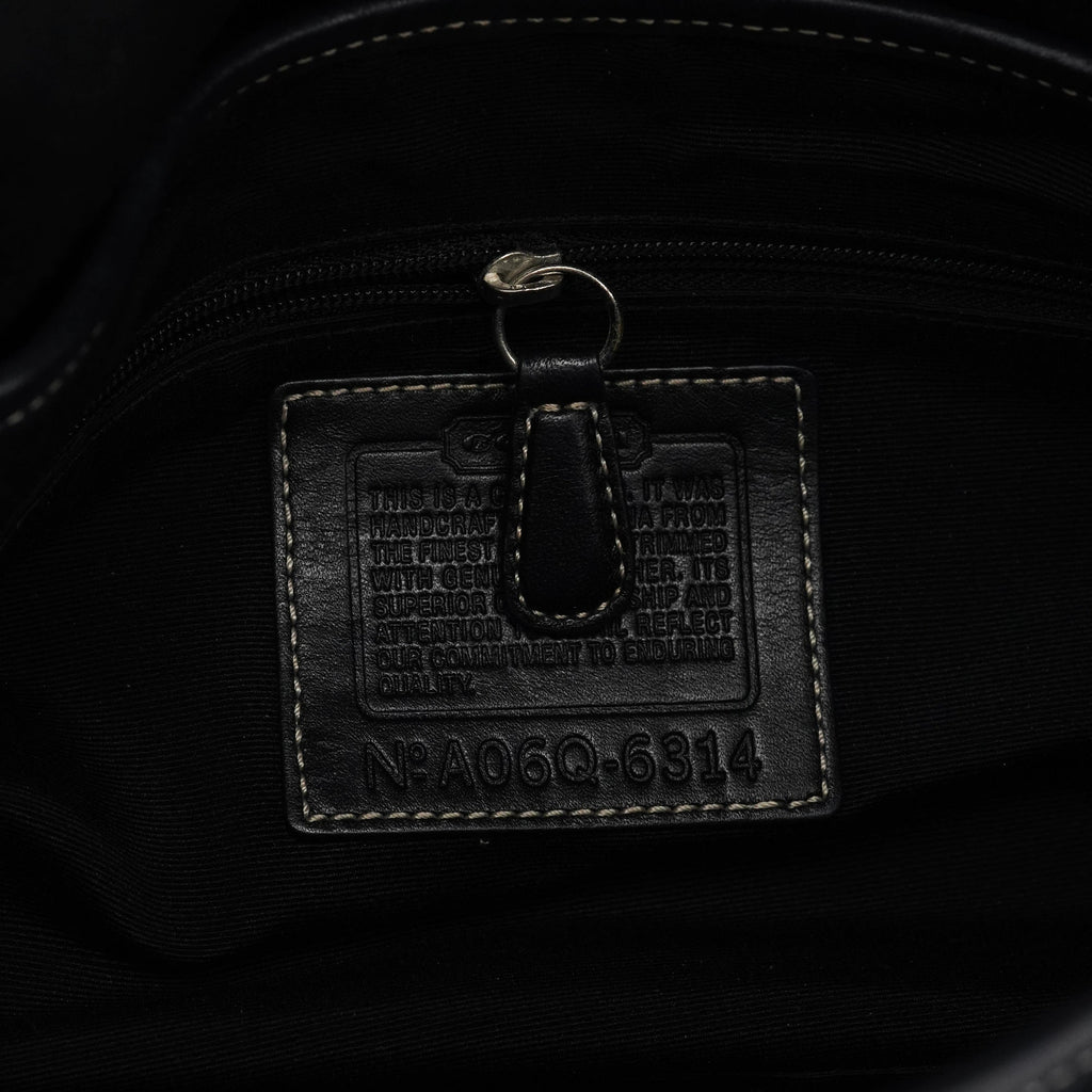 6314 Black Signature Soho Shoulder Bag