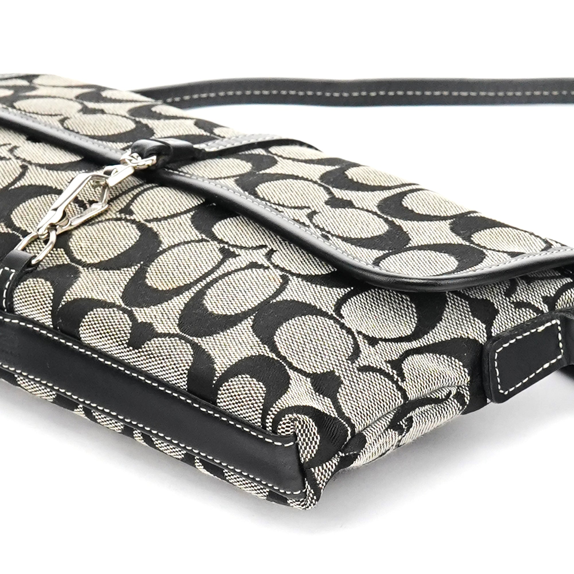6348 Grey Black Soho Shoulder Bag