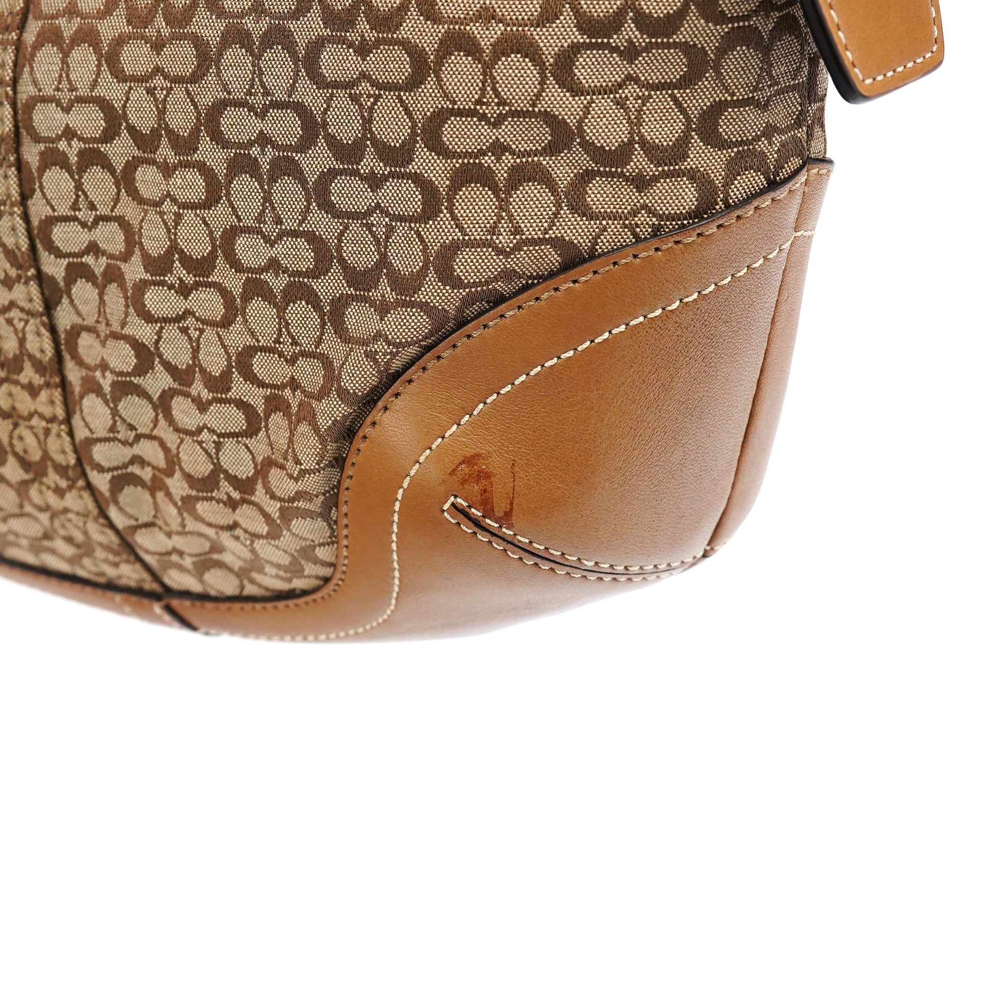 6351 Beige Light Brown Leather Soho Shoulder Bag