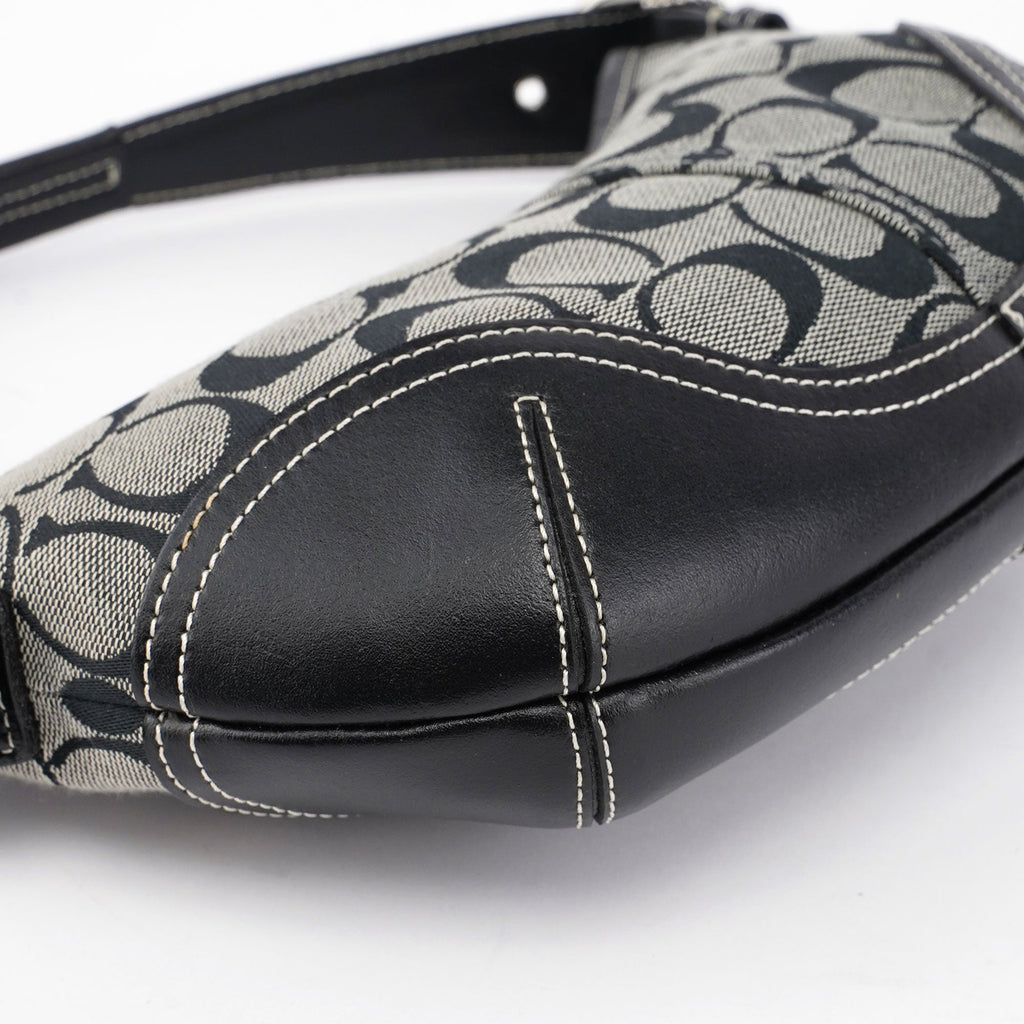 6351 Grey Signature C Rounded Shoulder Bag