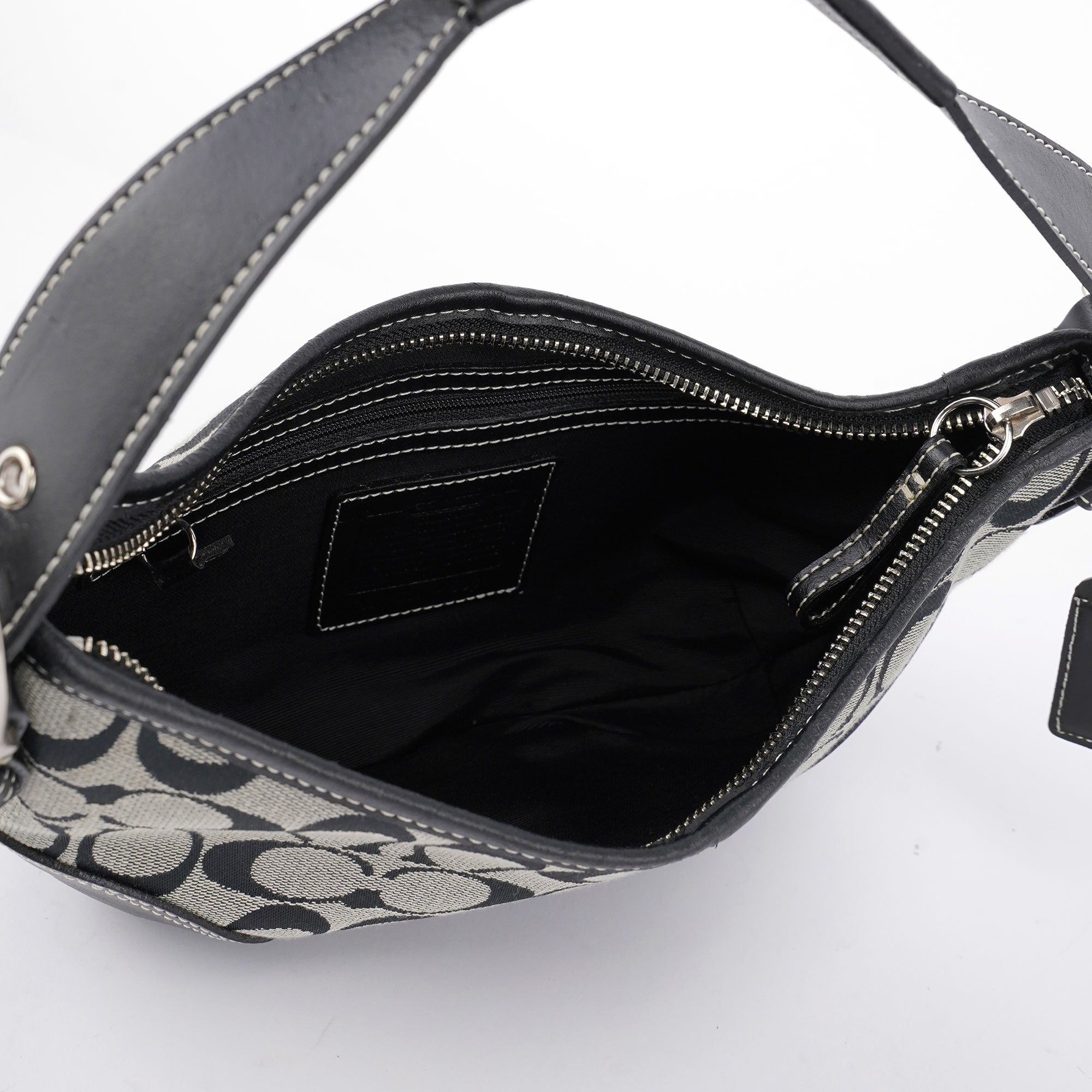 6351 Grey Signature C Rounded Shoulder Bag