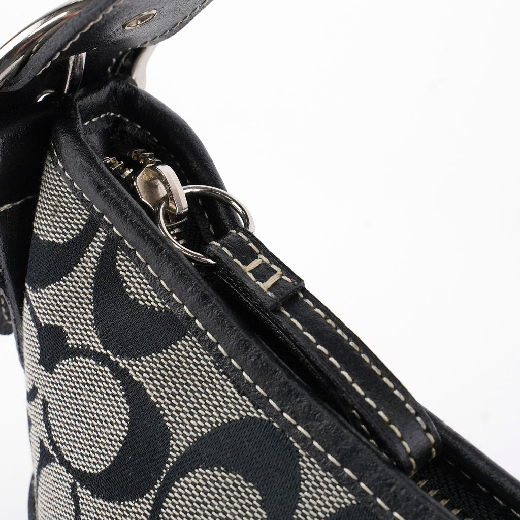 6351 Grey Signature C Rounded Shoulder Bag