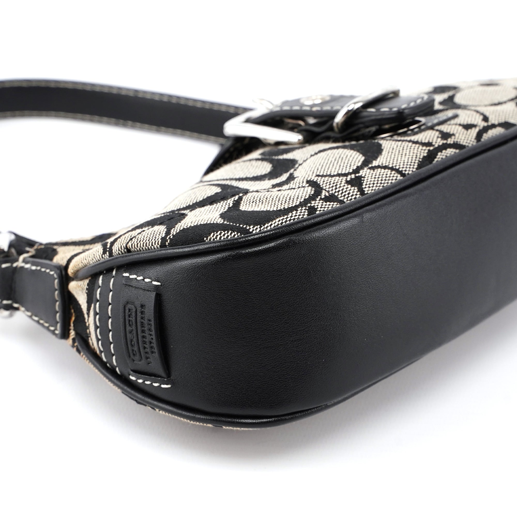 6362 Beige Signature C Soho Shoulder Bag