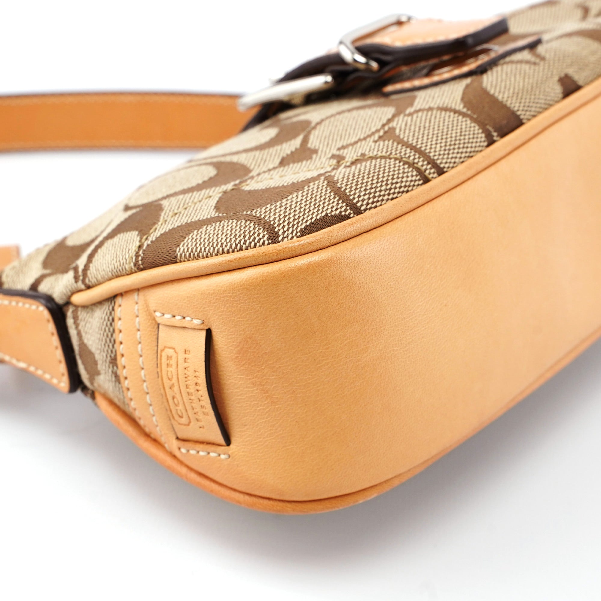 6362 Beige Signature C Soho Shoulder Bag