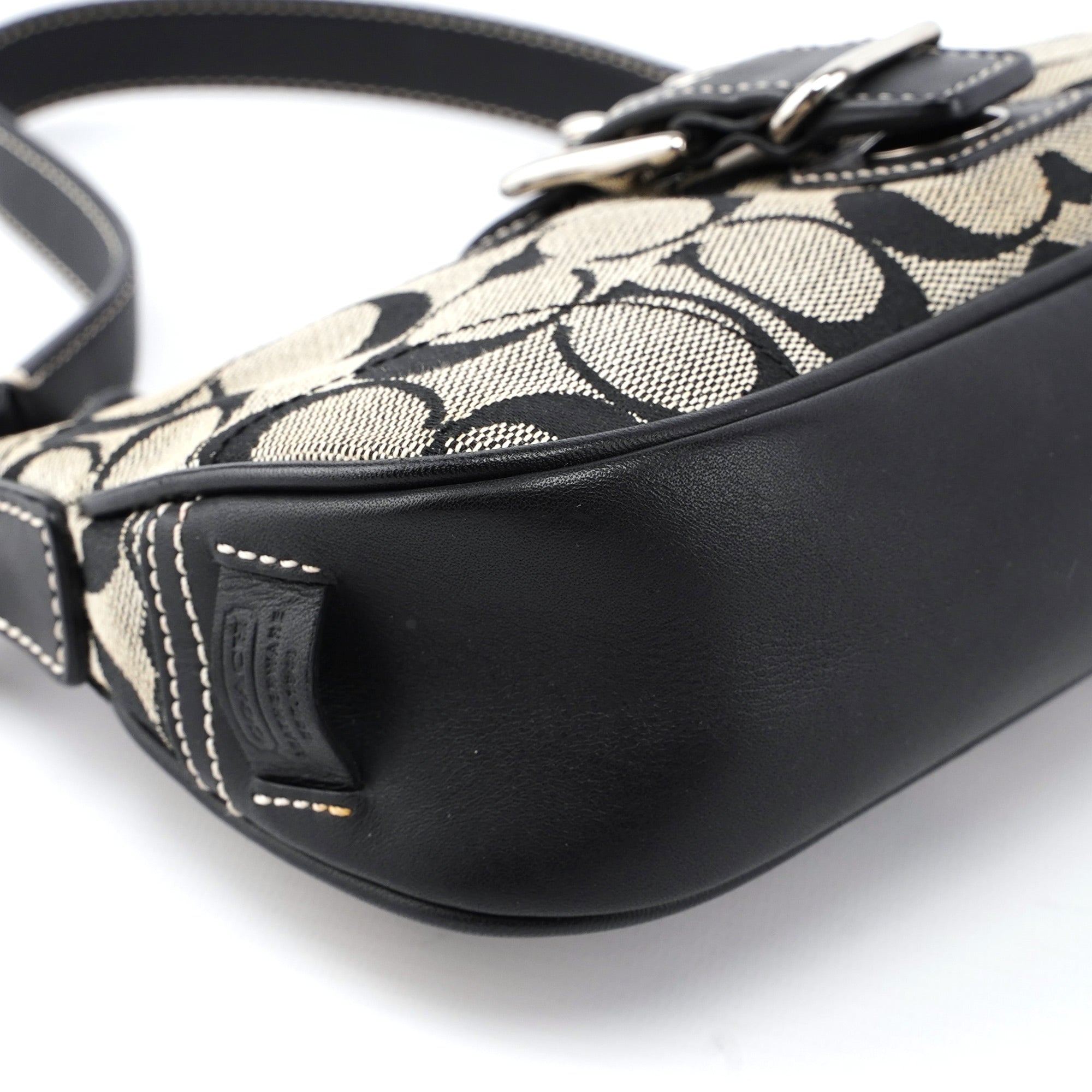 6362 Grey Signature C Soho Shoulder Bag