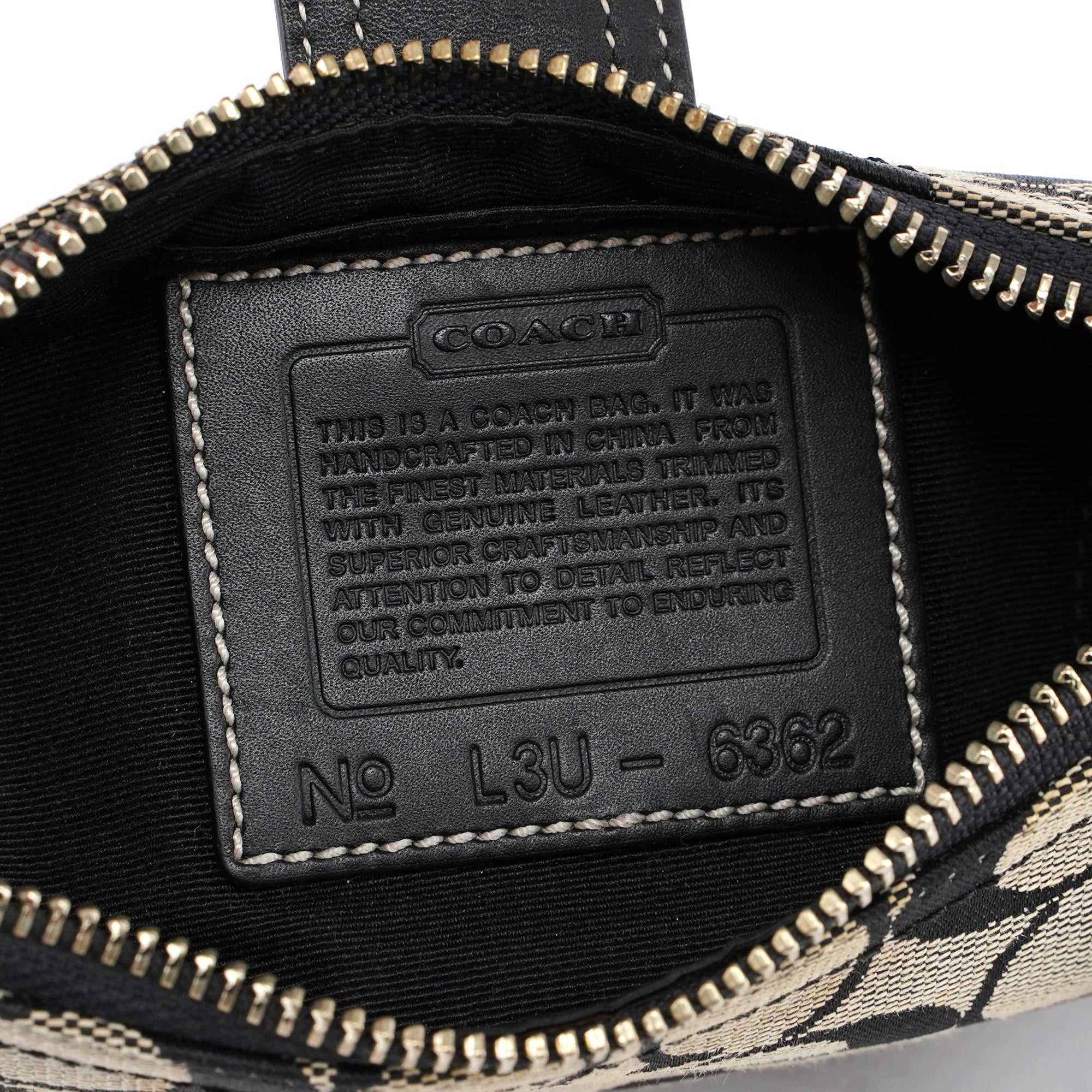 6362 Grey Signature C Soho Shoulder Bag