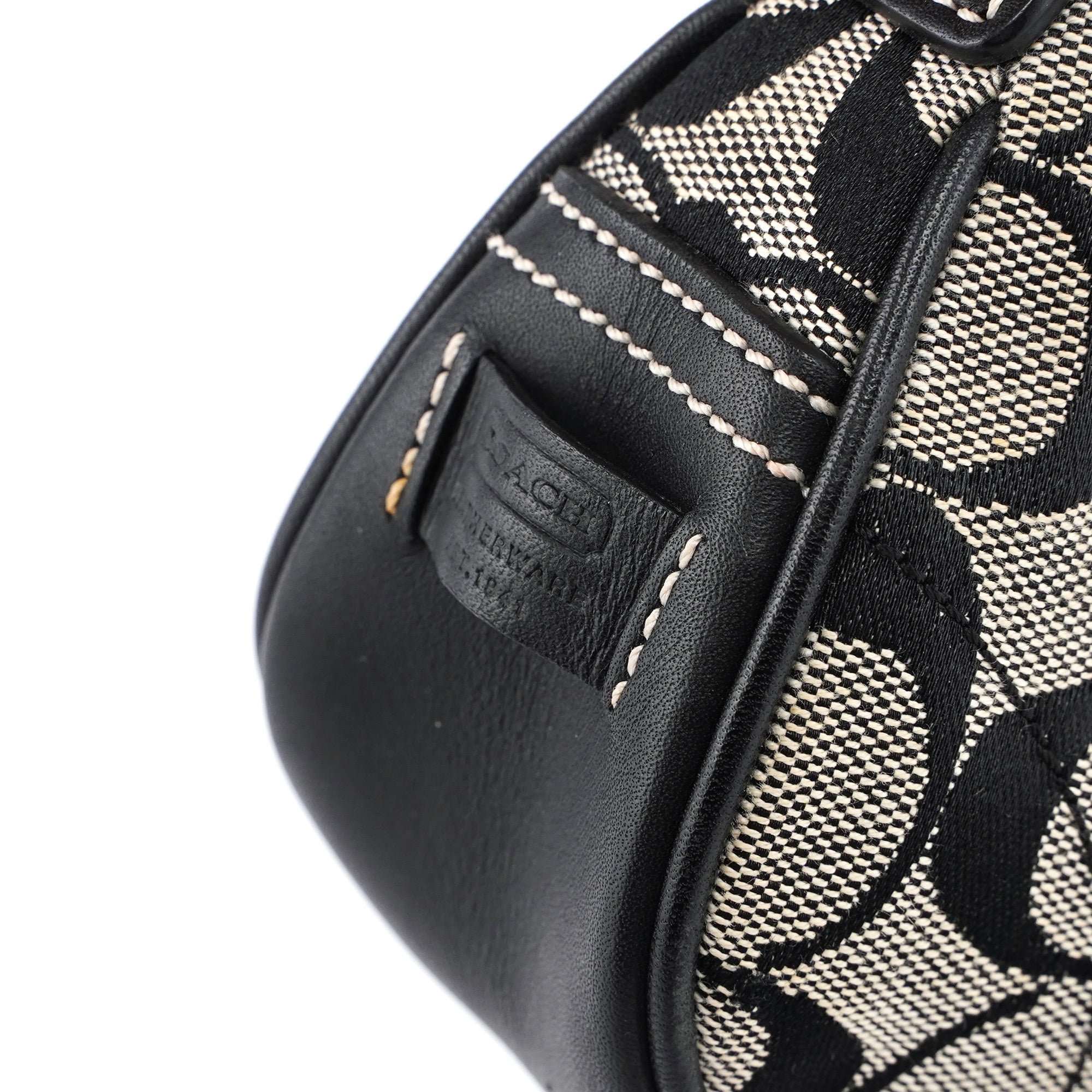 6362 Grey Signature C Soho Shoulder Bag