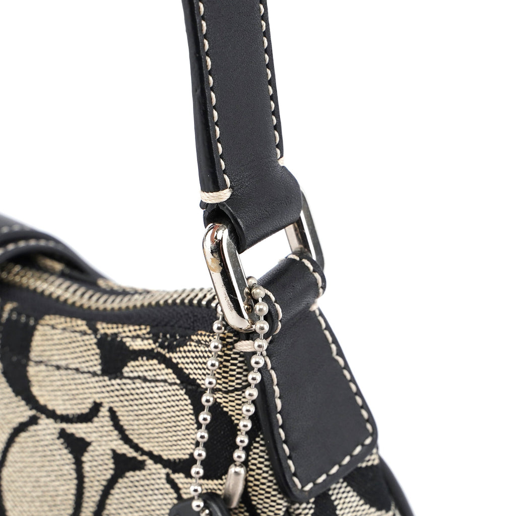 6362 Grey Signature C Soho Shoulder Bag