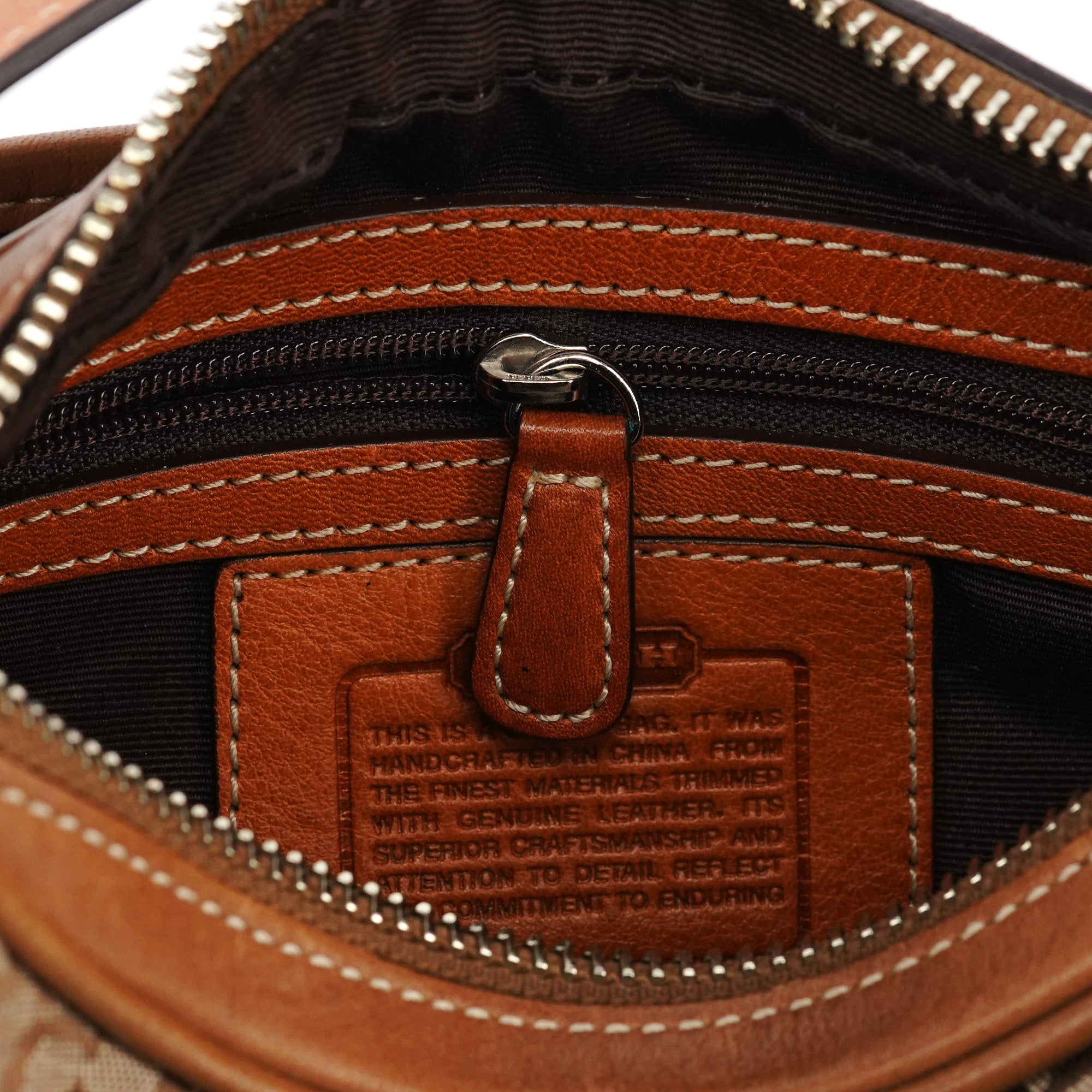 6623 Tan Brown Signature Shoulder Bag