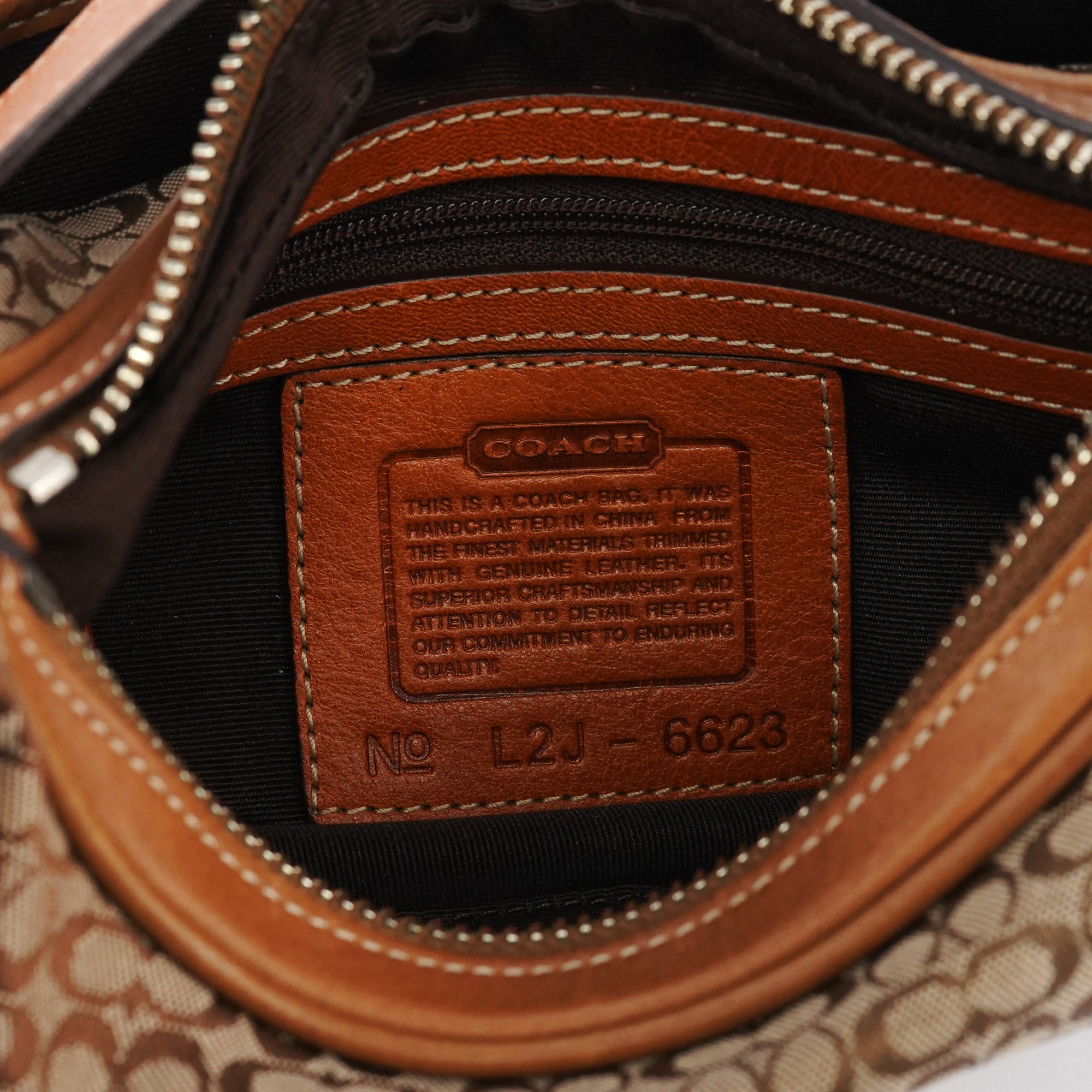 6623 Tan Brown Signature Shoulder Bag