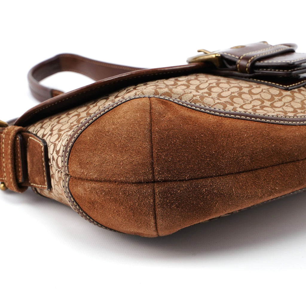 6808 Beige Signature C Soho Shoulder Bag