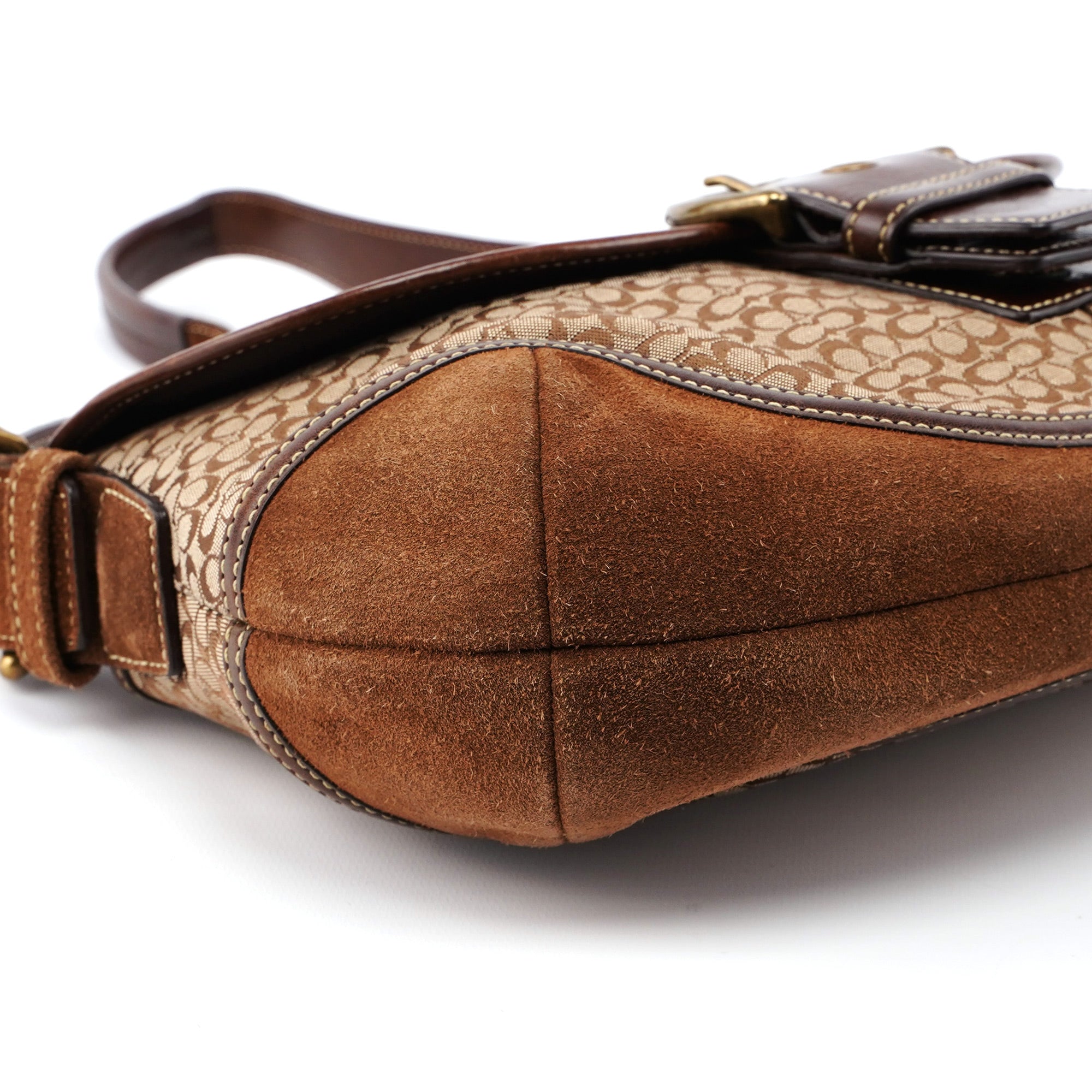6808 Beige Signature C Soho Shoulder Bag