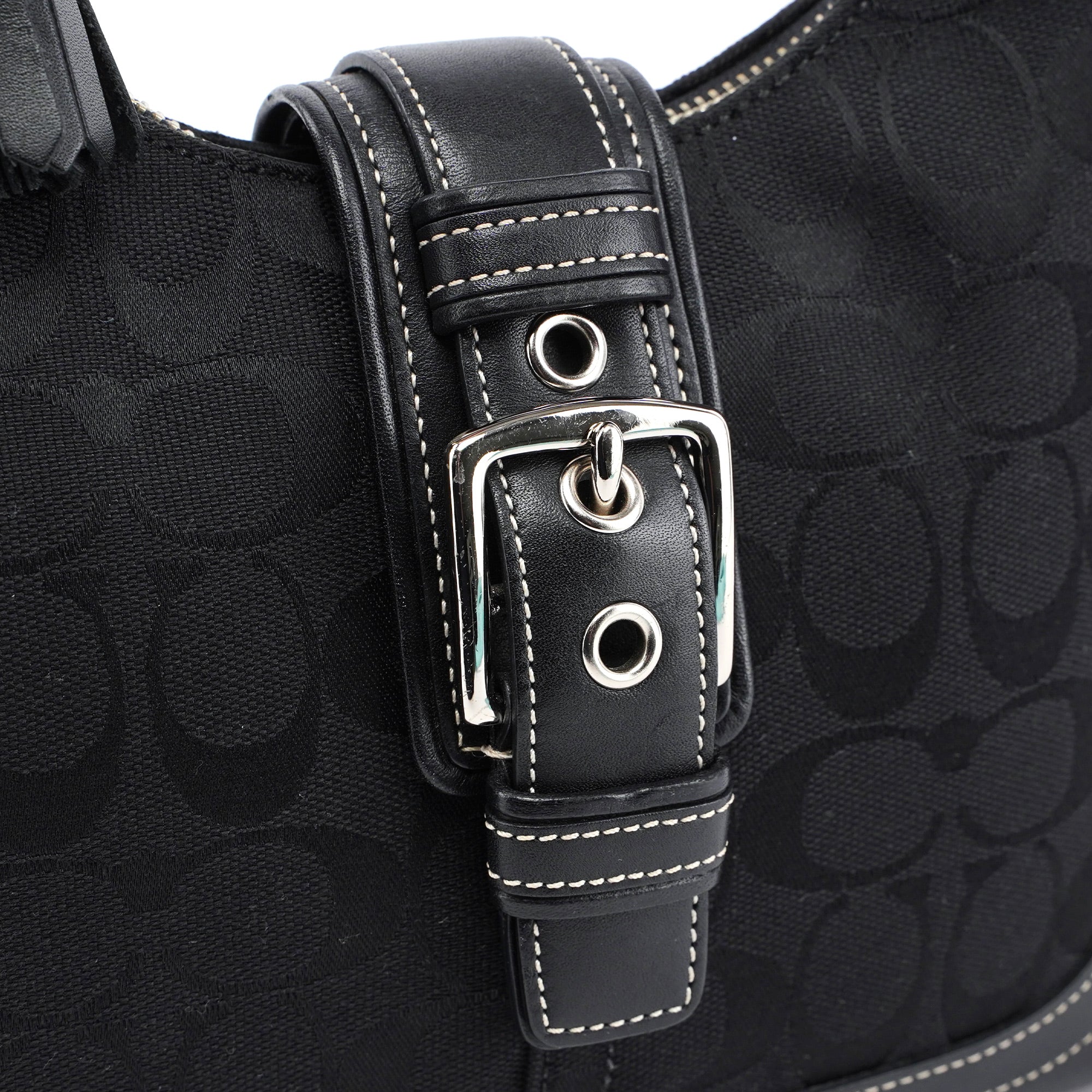 6823 Black Signature C Soho Shoulder Bag