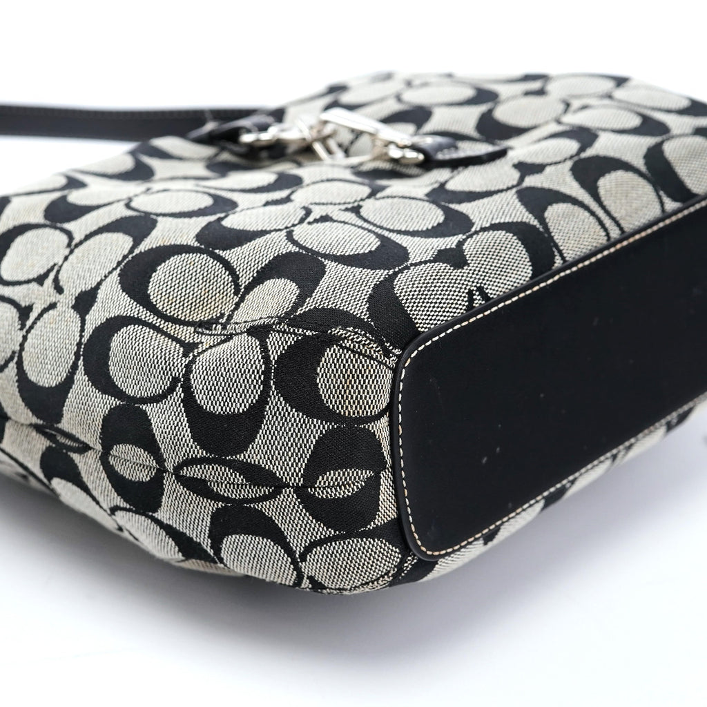 6845 Grey Signature C Clasp Hobo Shoulder Bag