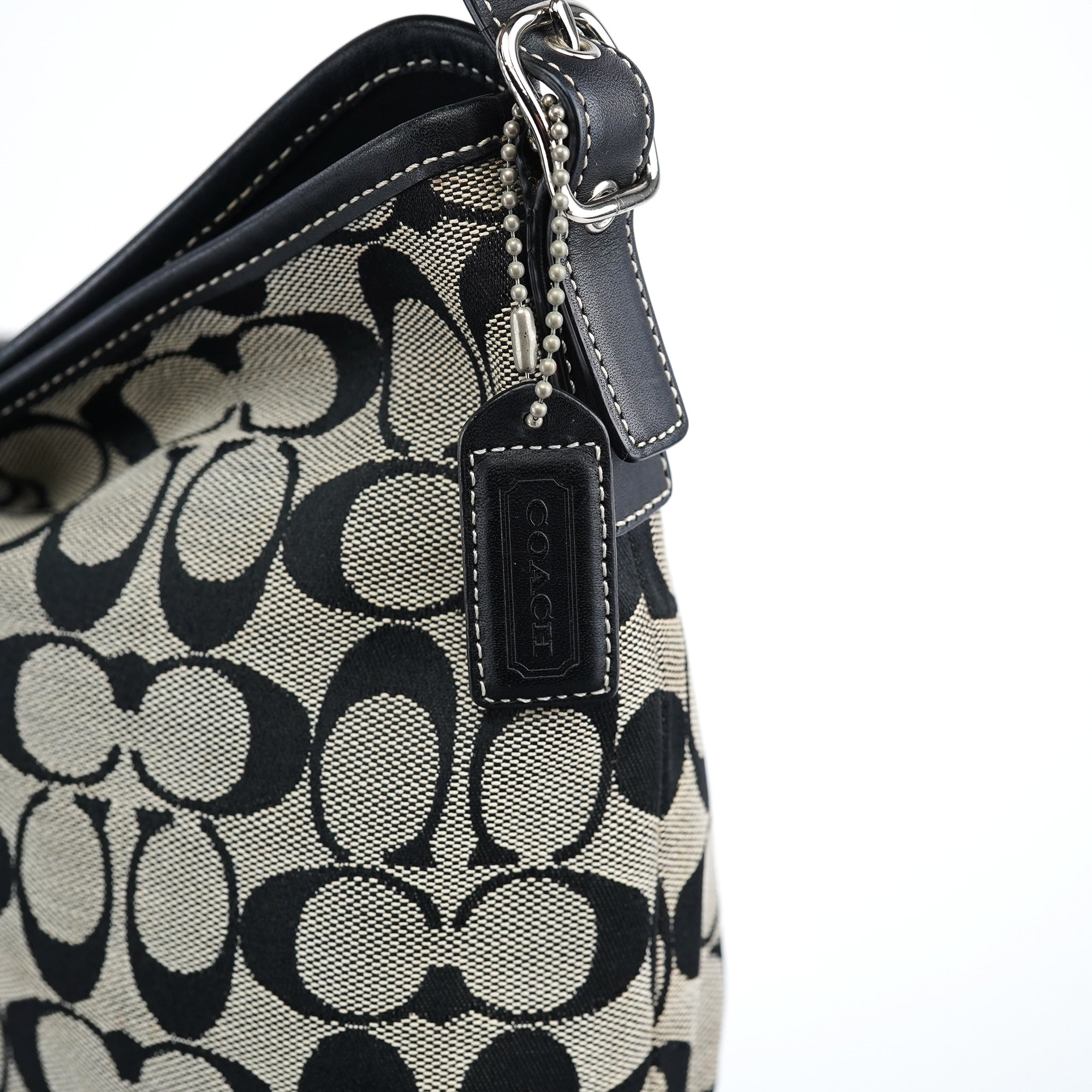 6845 Grey Signature C Soho Shoulder Bag
